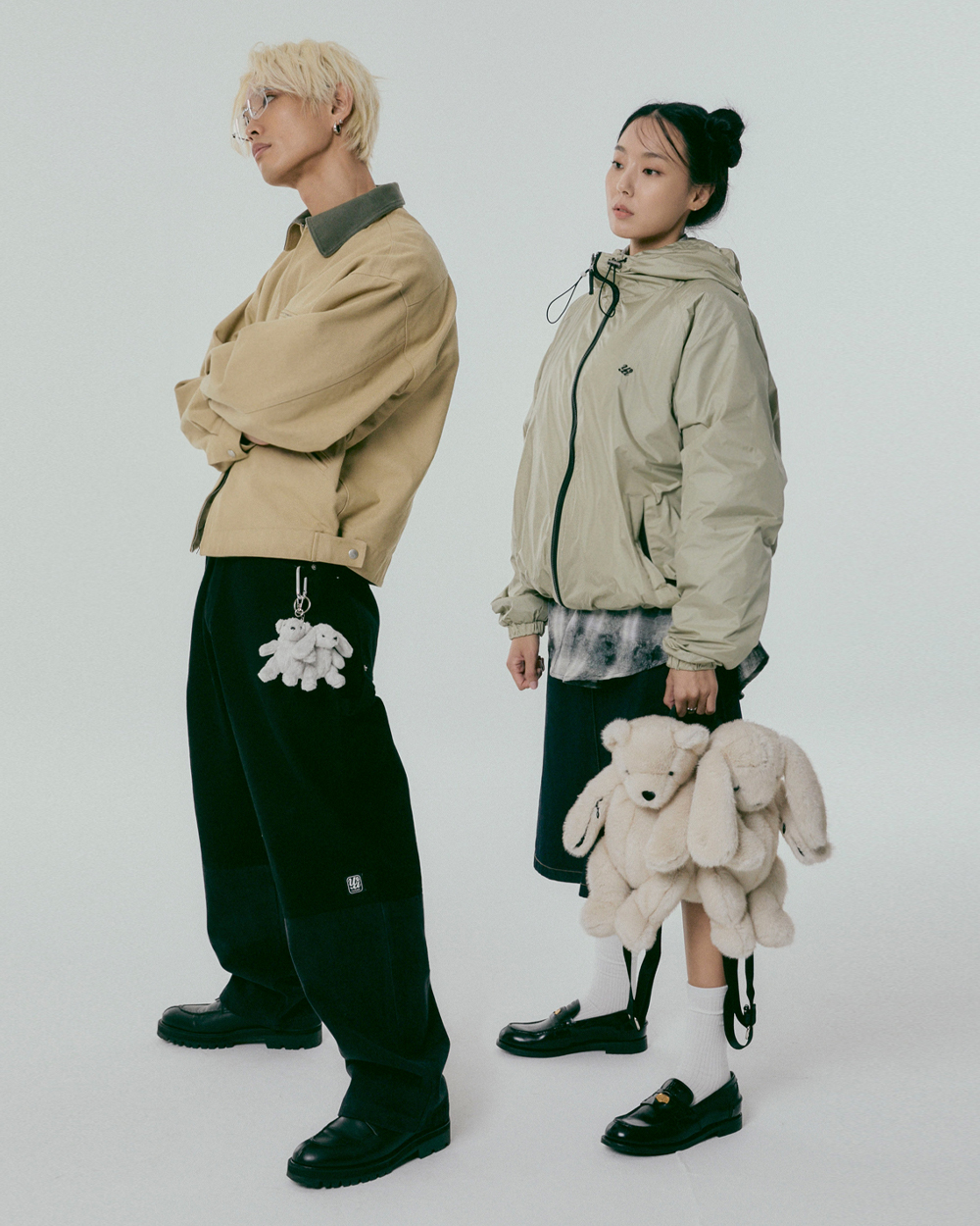 【限定数量】 Unsteady Market Teddy&Bunny BackPack Keyring 언스테디마켓 테디버니 백팩 키링 베이지 | Unsteady Market | KREAM