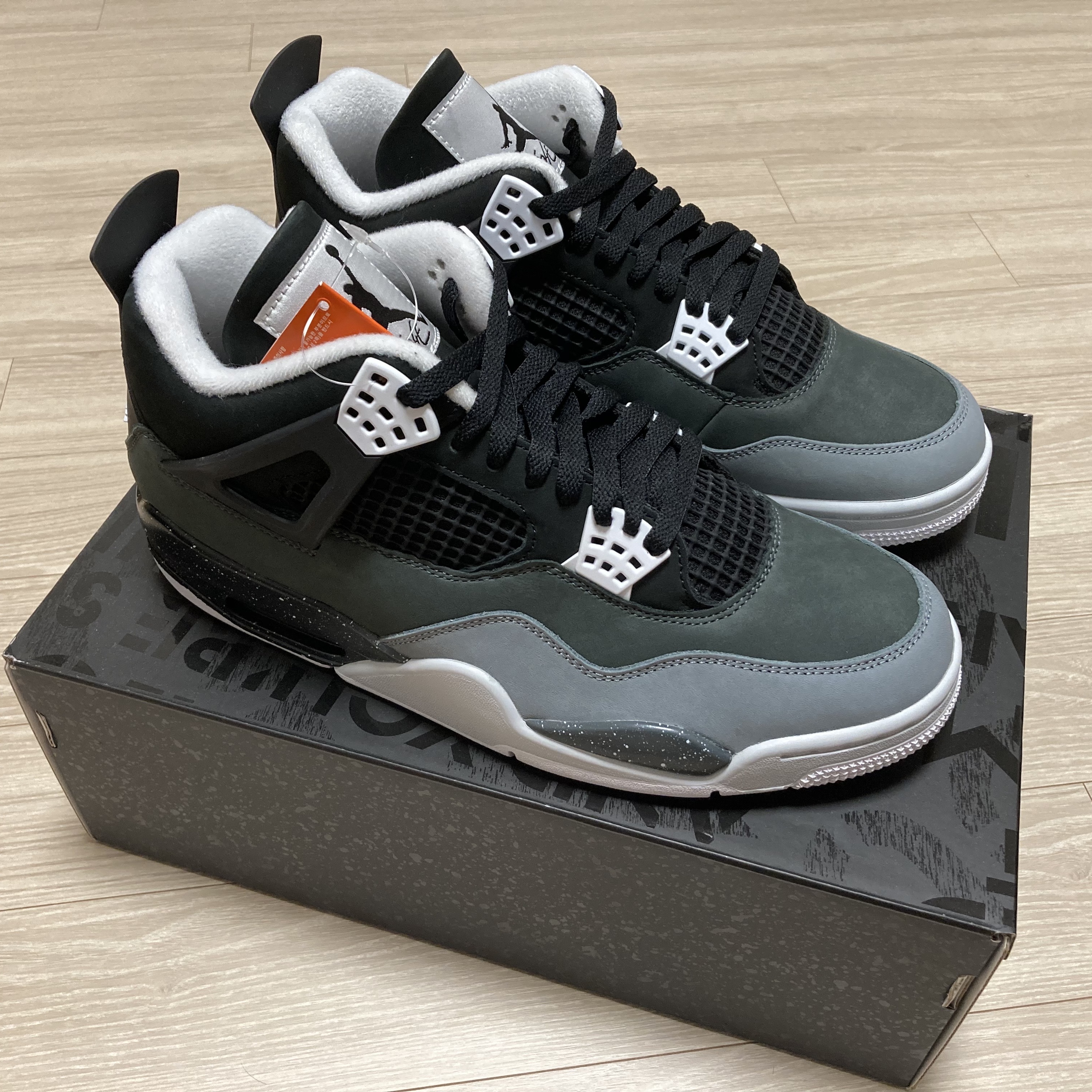 Jordan 4 Retro Fear 2024 착용 스타일 - 2