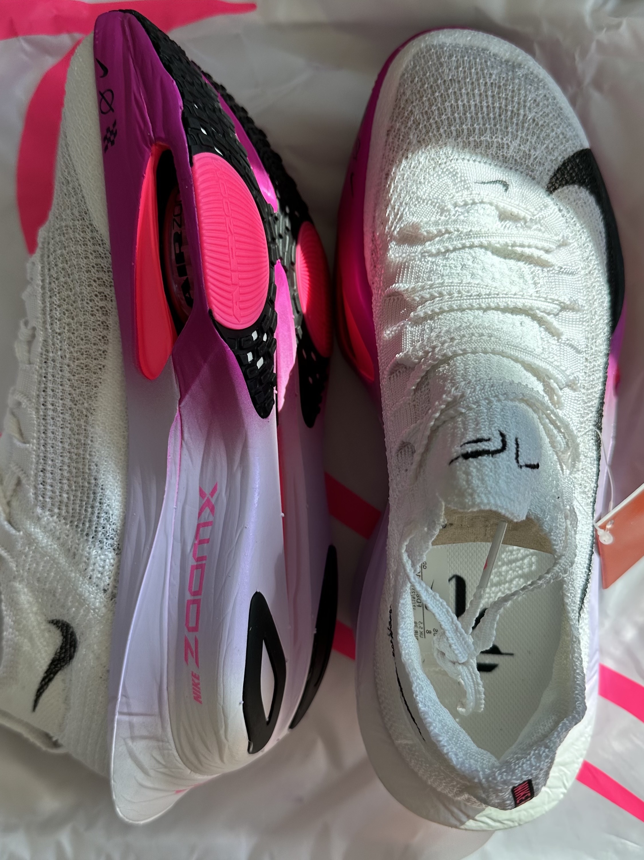 (W) Nike Air Zoom Alphafly Next% 3 Hyper Pink 착용 스타일 - 2