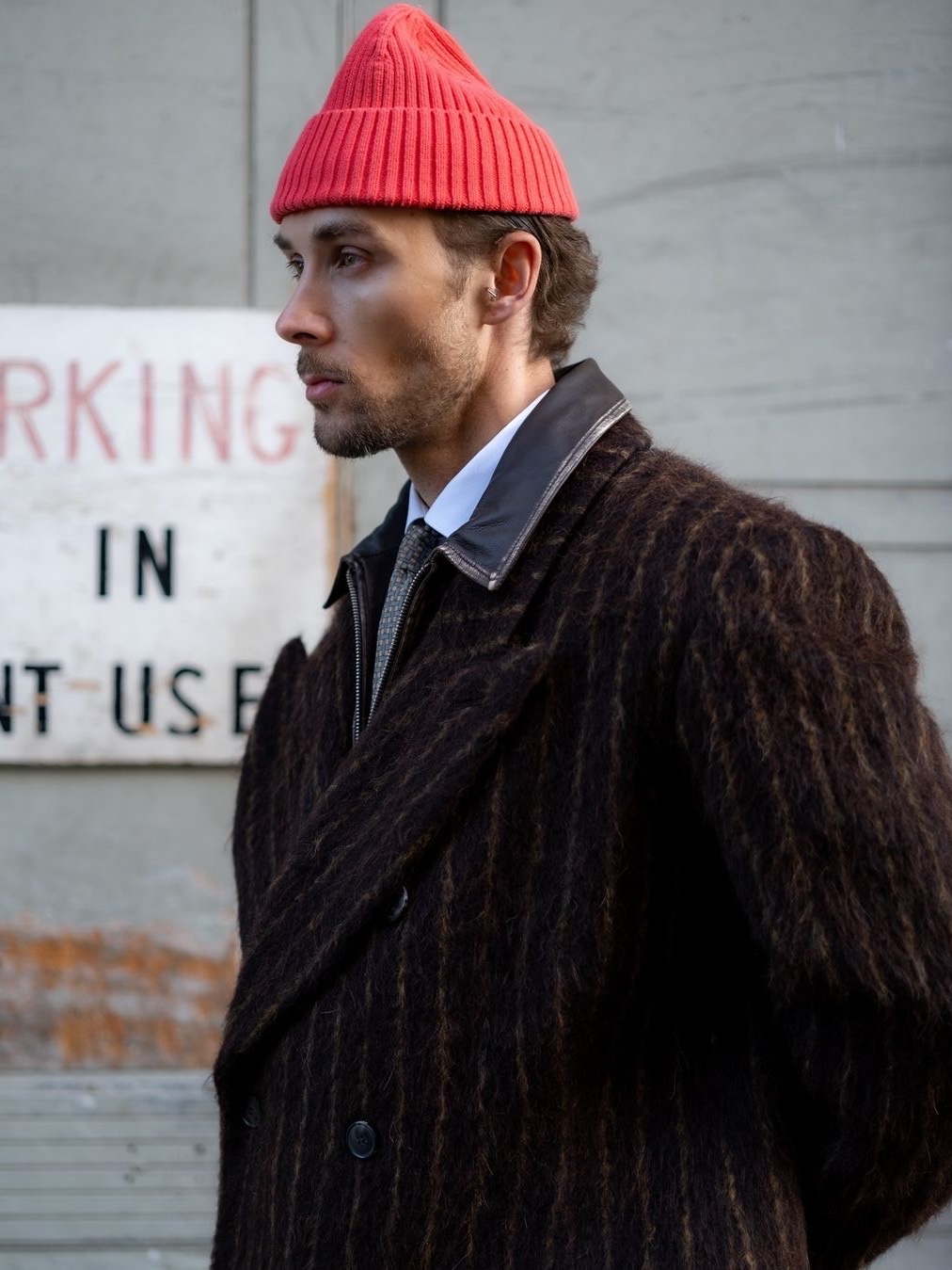 Martine Rose Double Breasted Shirt Overcoat Brown Gold Stripe - 24FW 착용 스타일 - 2