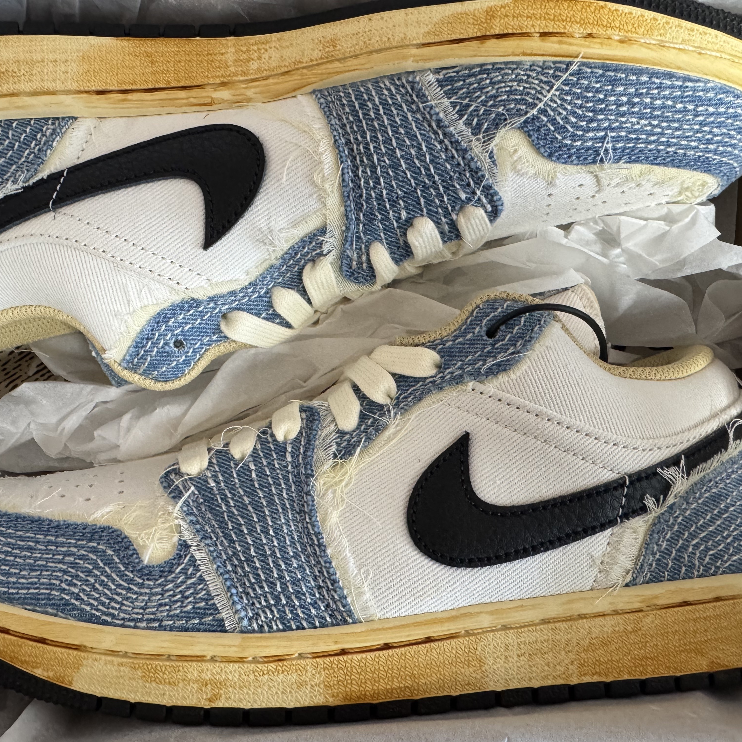 Jordan 1 Low World Make Japan 착용 스타일 - 1