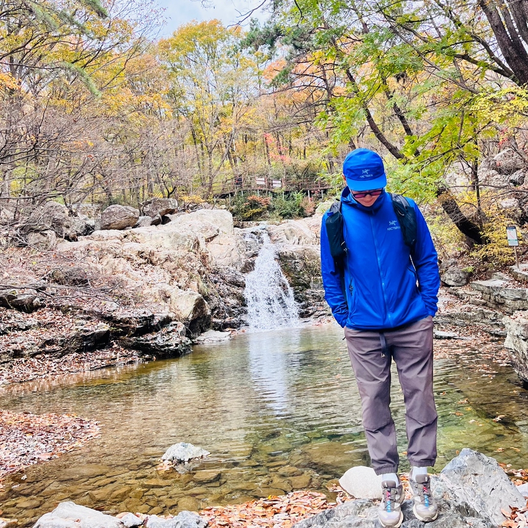 Arc'teryx Gore 5 Panel Cap Vitality 착용 스타일