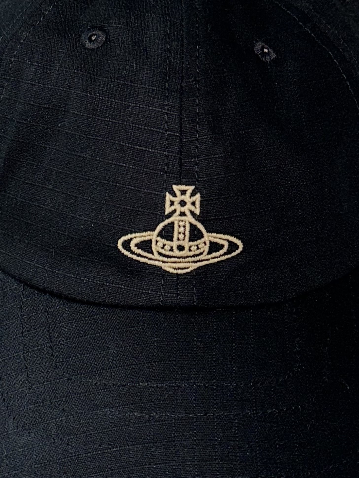 Vivienne Westwood London Ripstop Cap Black 착용 스타일