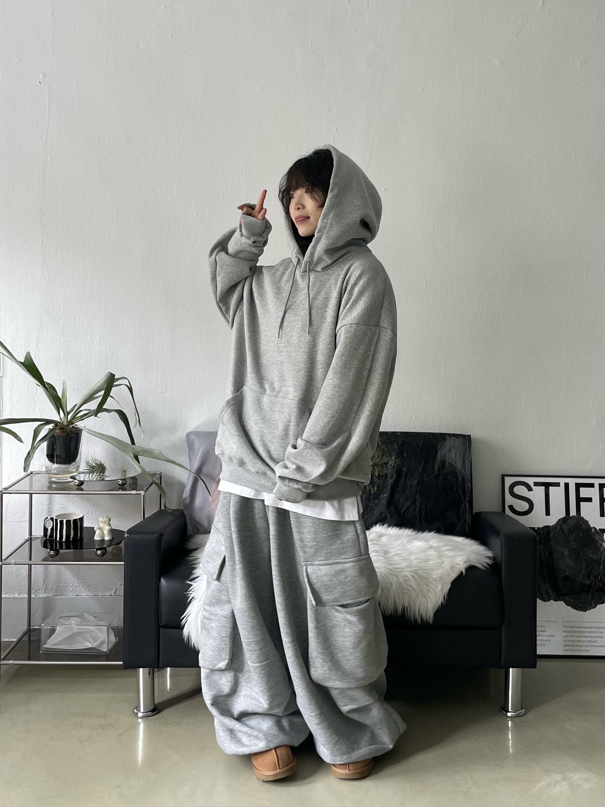 (W) UGG Tasman Slipper Chestnut 착용 스타일 - 3