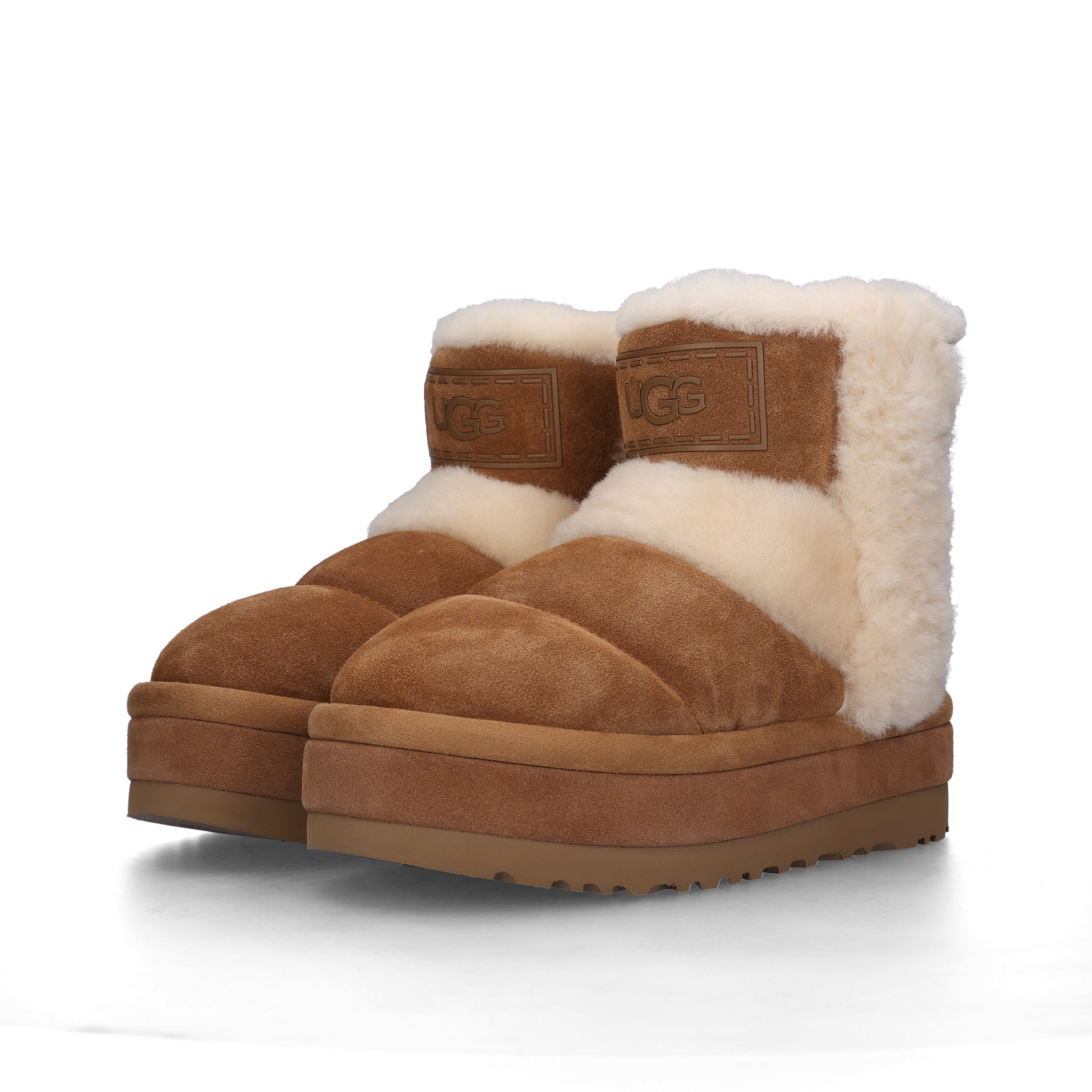 (W) UGG Classic Chillapeak Boots Chestnut
