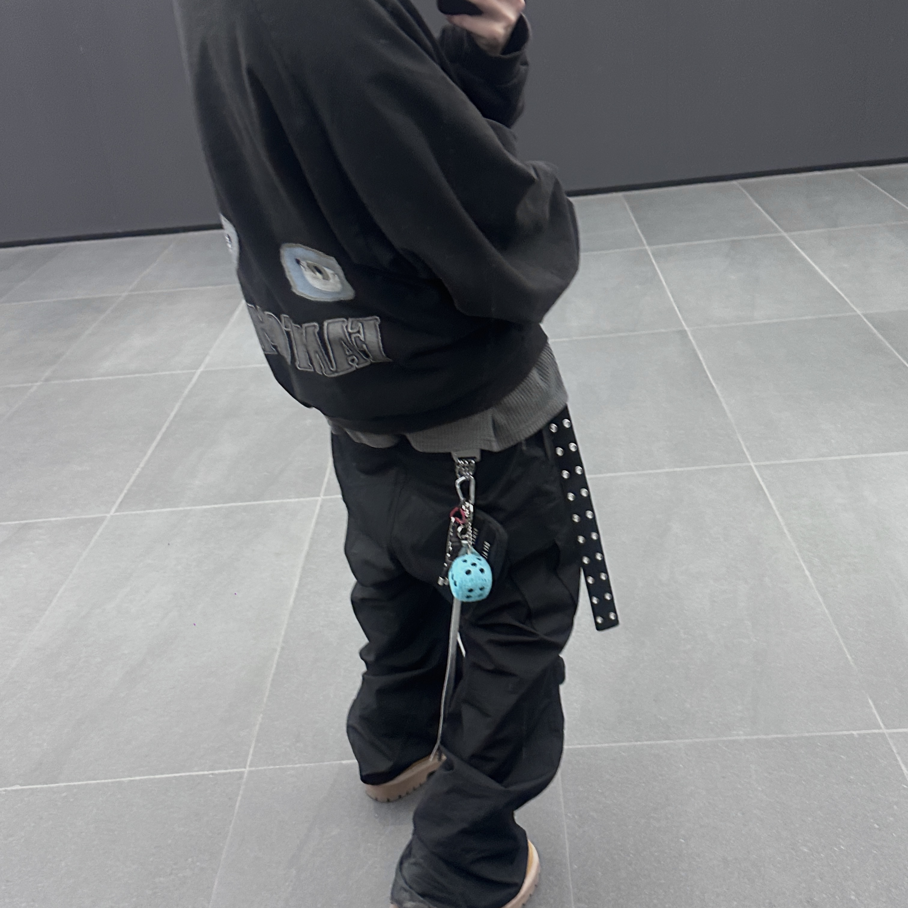 Project G/R Mind Slaughter Vintage Washeed Hoodie Black, Stussy Fuzzy Dice Keychain Teal 착용 스타일 - 4