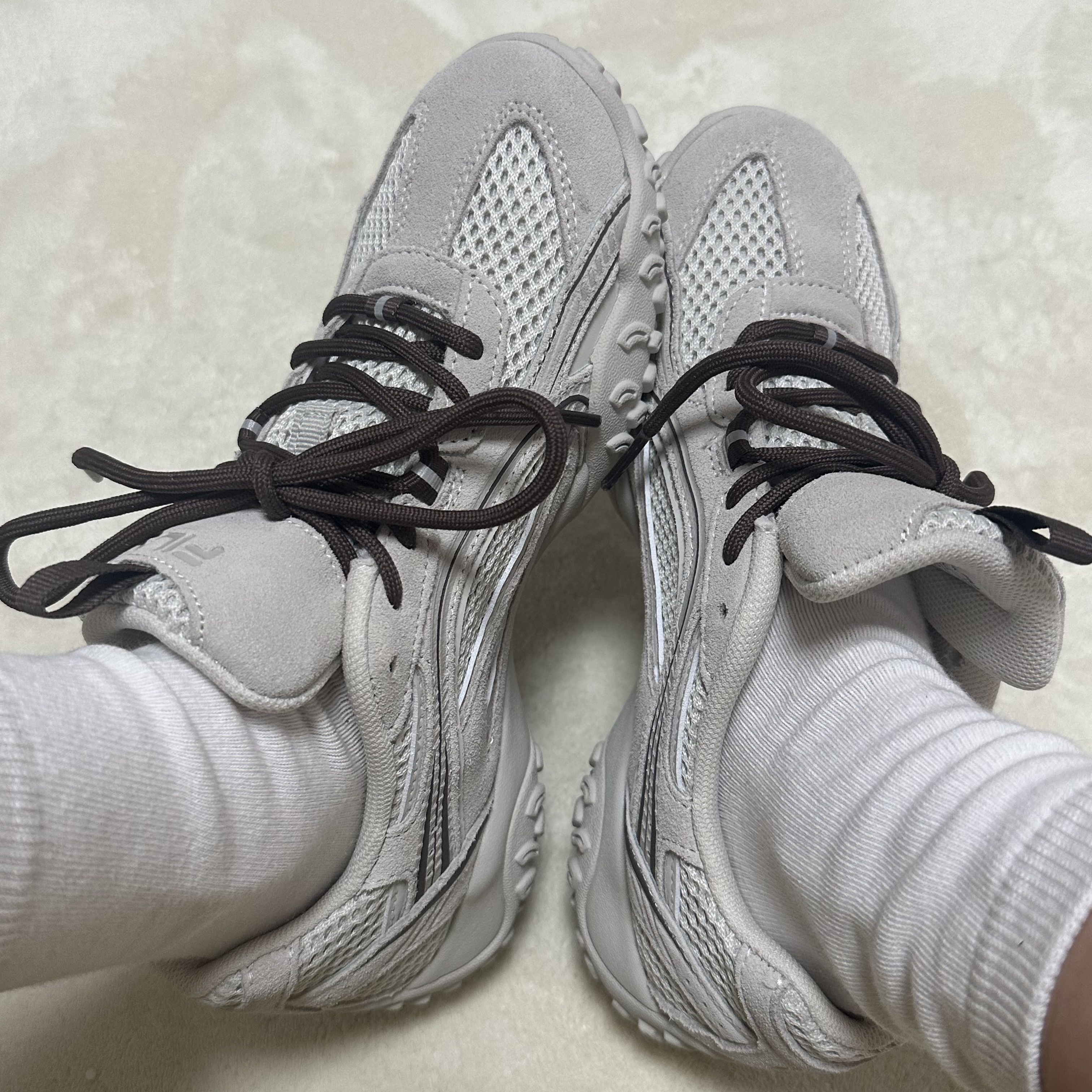 Fila Echappe LX Beige 착용 스타일 - 2