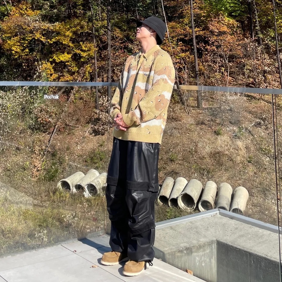 Supreme Small Box Polo Sweater Desert Camo - 24FW 착용 스타일 - 1