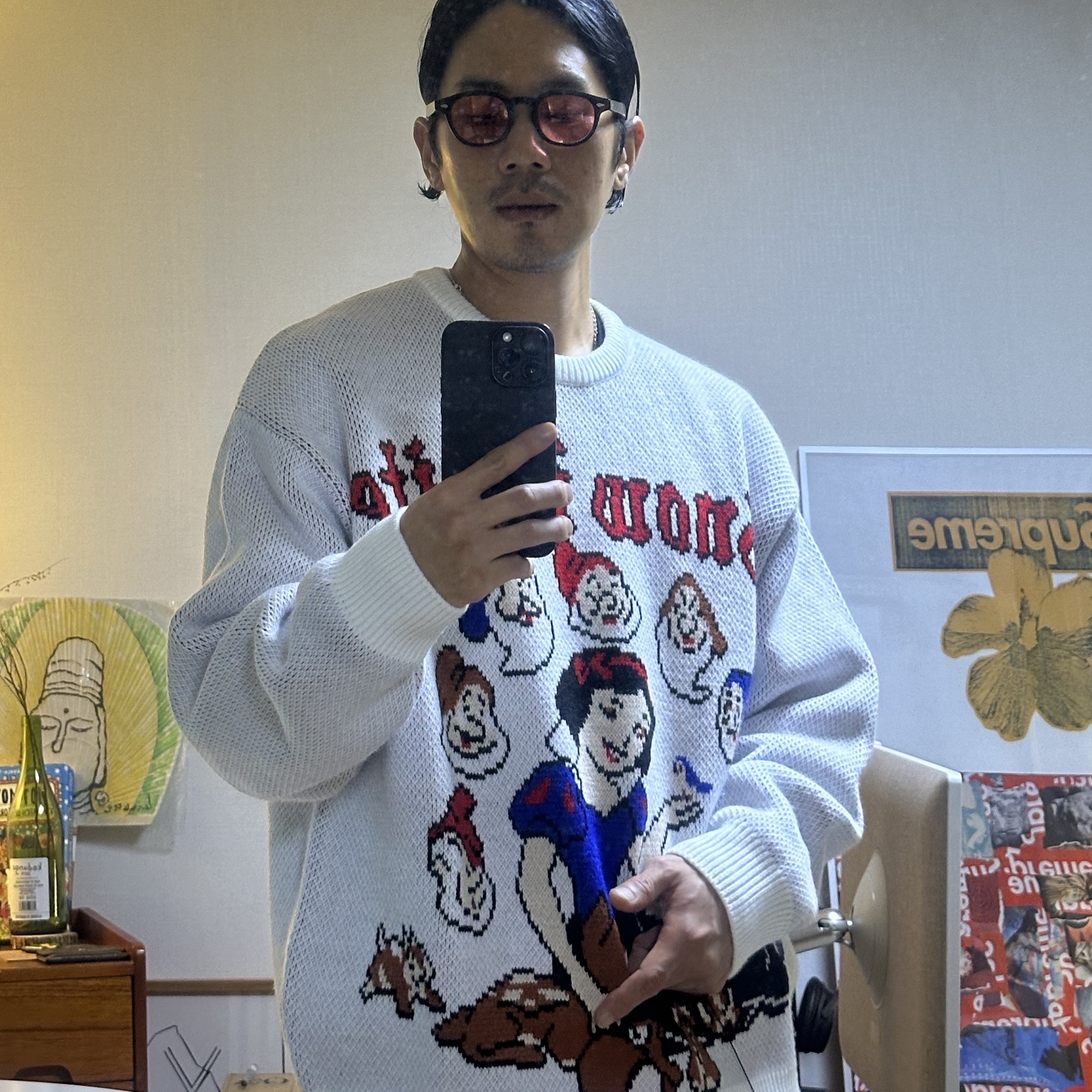 Supreme Snow White Sweater White - 24FW 착용 스타일