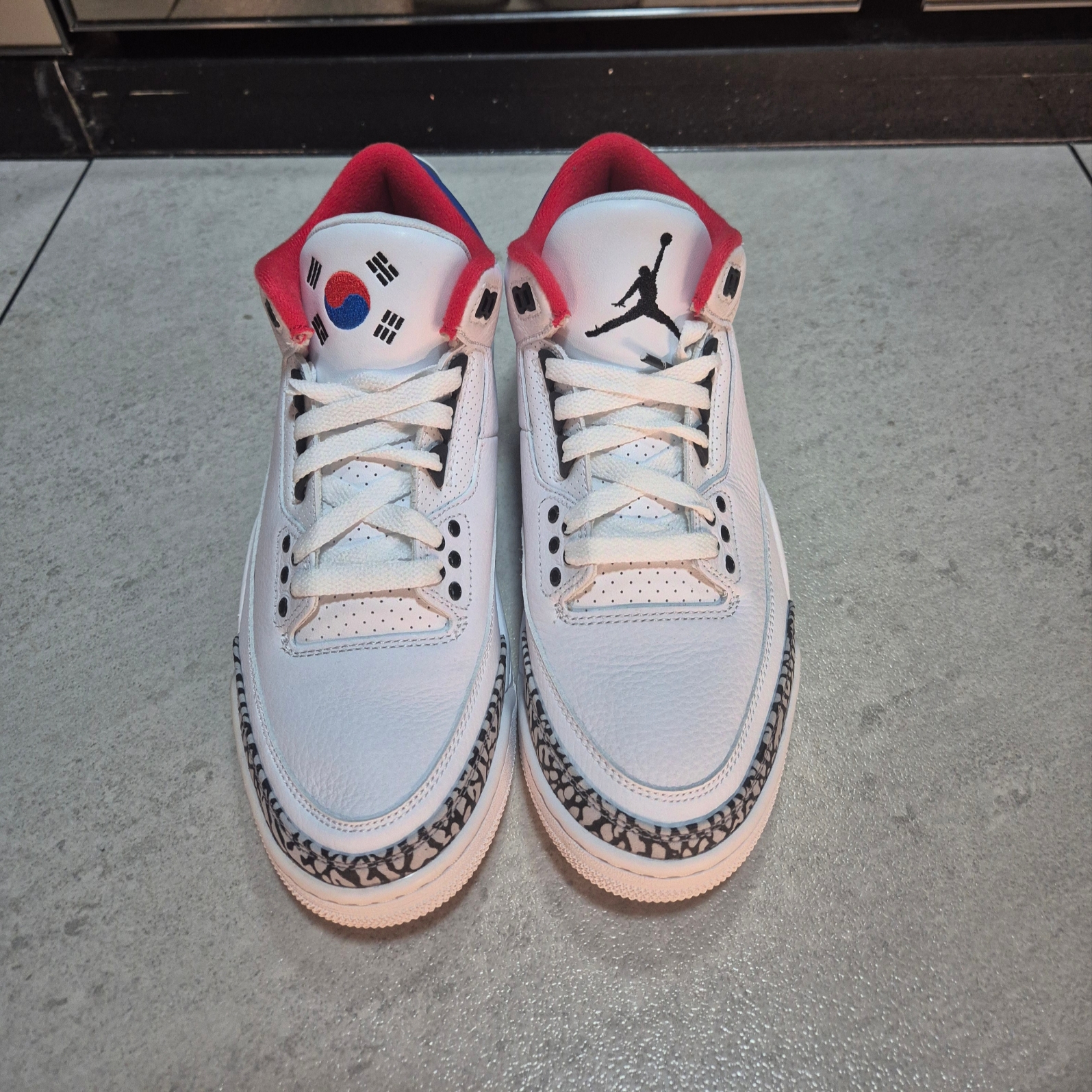 Jordan 5 x Off-White Retro SP Sail Fire Red, Jordan 3 Retro Seoul 착용 스타일 - 7