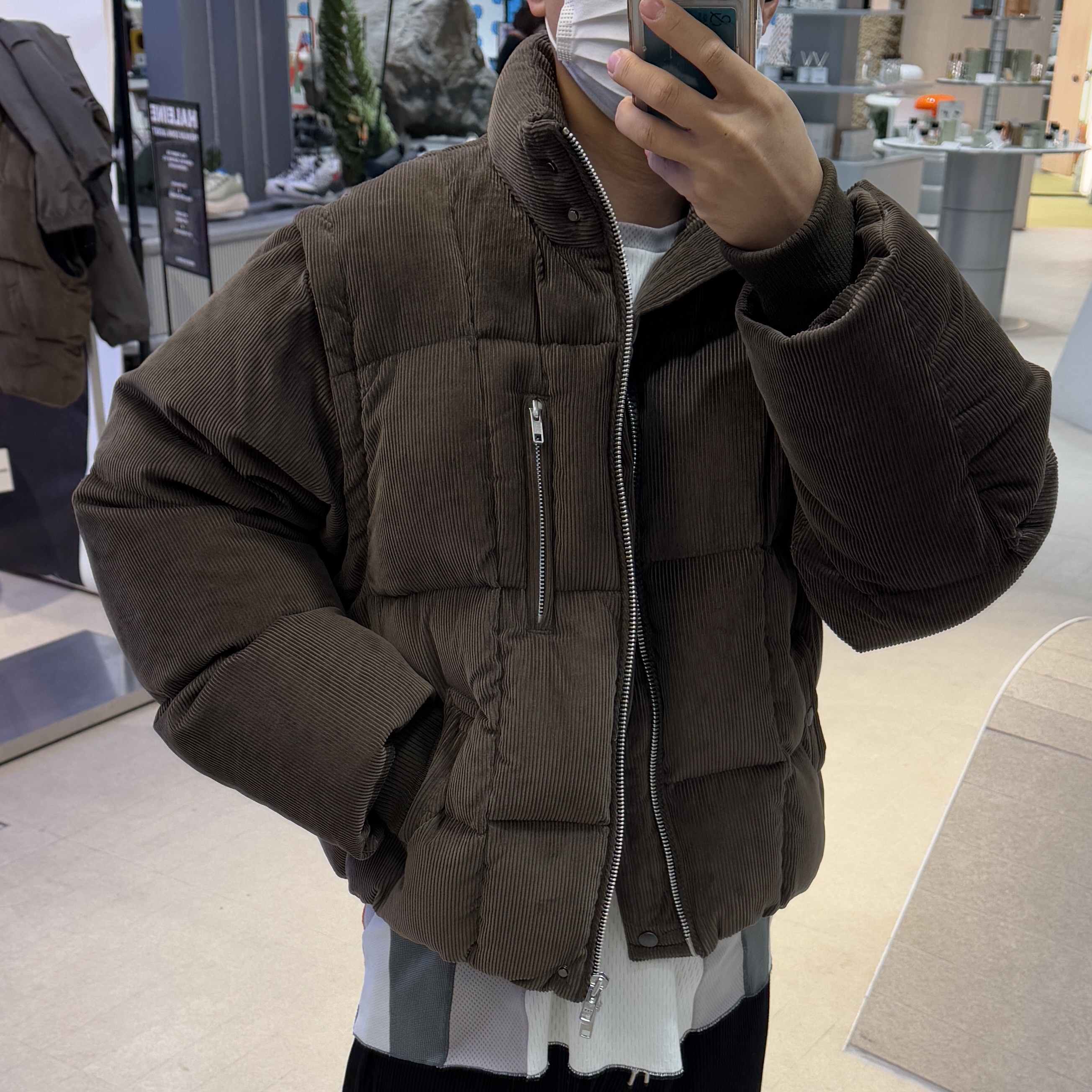 Haleine Detachable Corduroy Duck Down Jacket Khaki Brown (VJ409) 착용 스타일