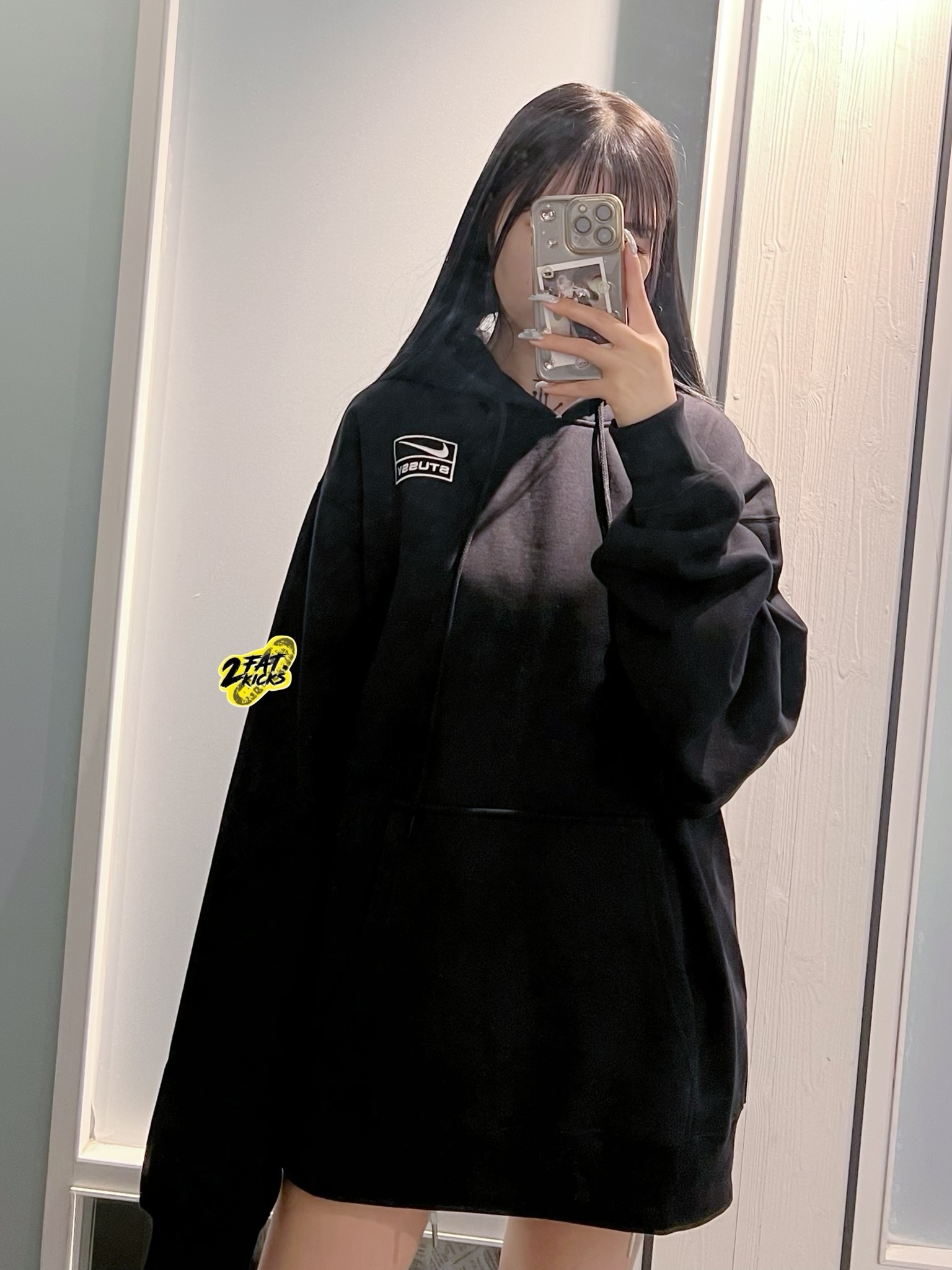 Nike x Stussy NRG RA Washed Pullover Hoodie Black (DN4028-010), Nike x Stussy NRG RA Pullover Hoodie Dark Grey Heather (DJ9489-063) 착용 스타일 - 2