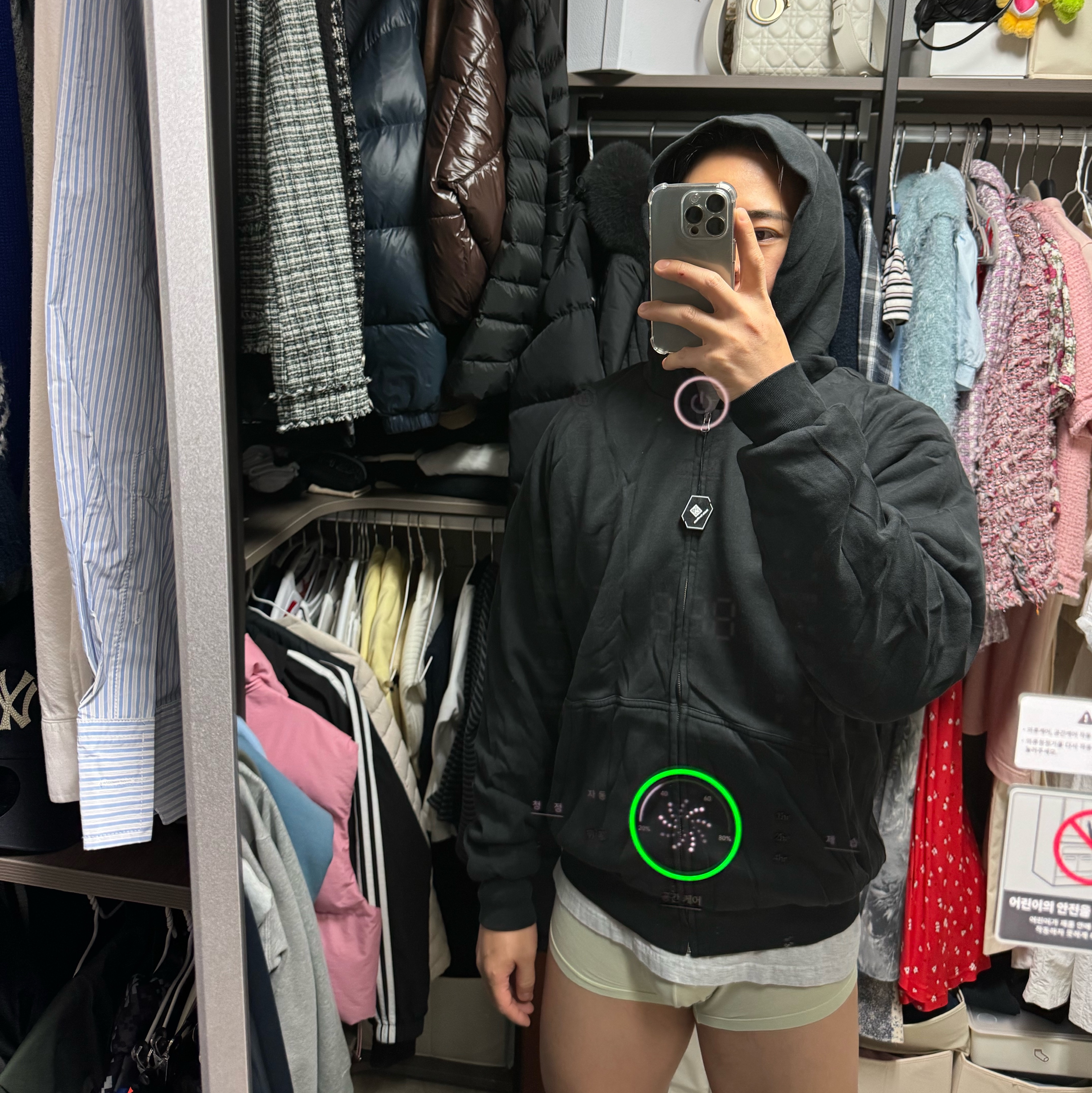 Yeezy YZY Zip-Up Hoodie Black 착용 스타일