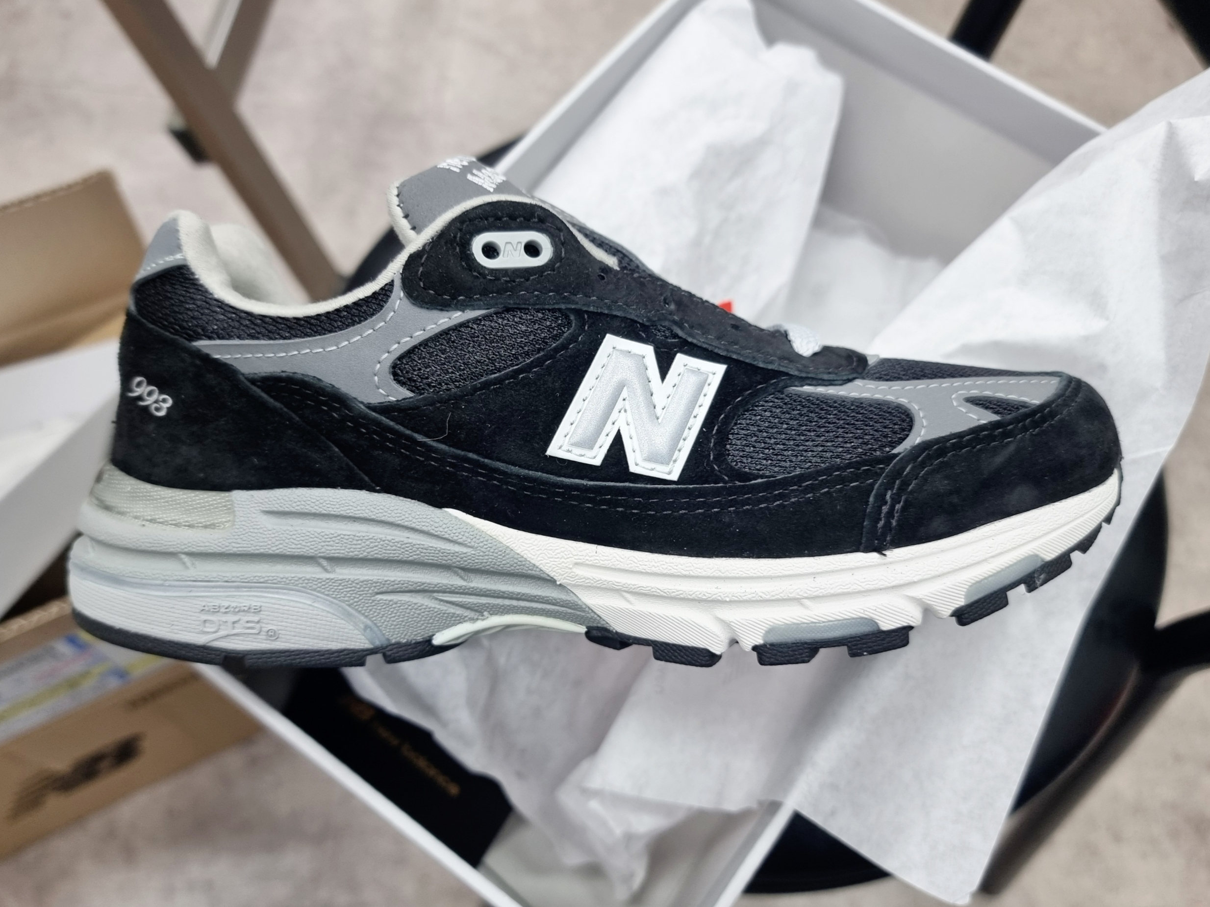 (W) New Balance 993 Made in USA Black - B Standard 착용 스타일 - 1