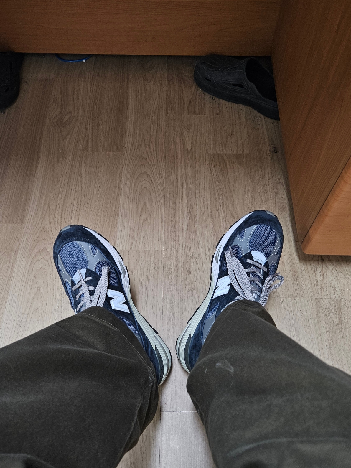 New Balance 991 Made in UK Navy 착용 스타일 - 3