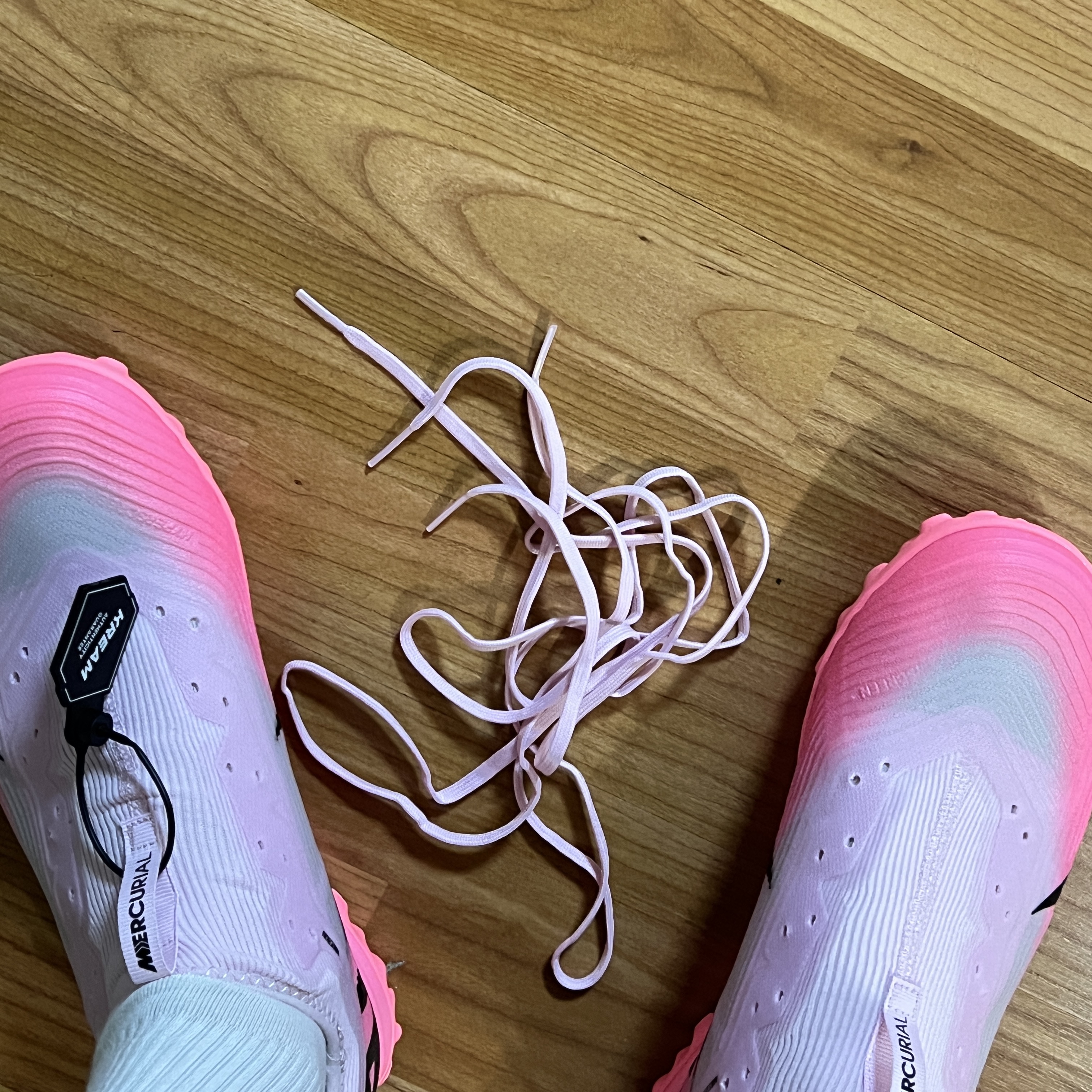 Nike Zoom Mercurial Vapor 15 Pro TF Pink Foam Black 착용 스타일