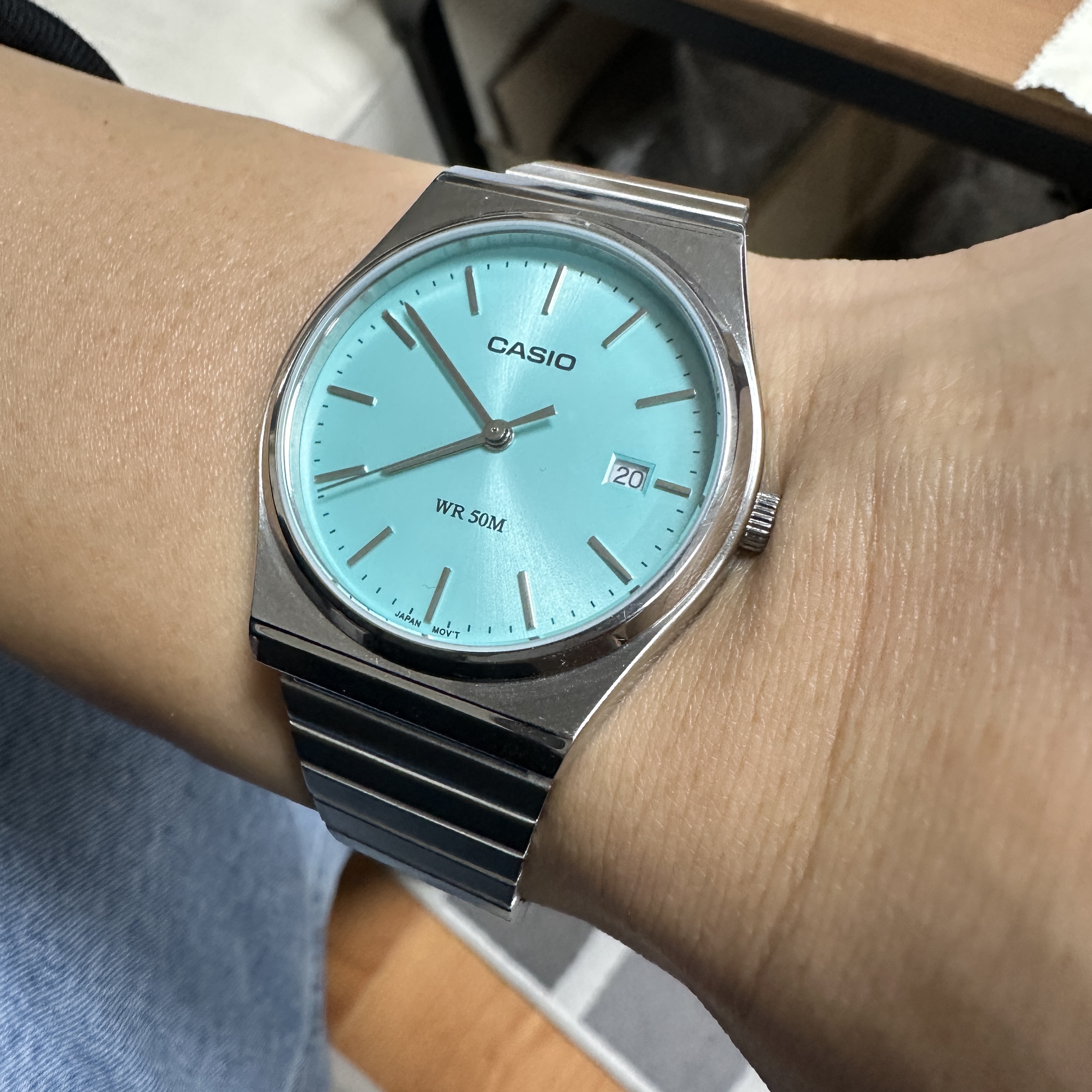 Casio MTP-B145D-2A1V 착용 스타일
