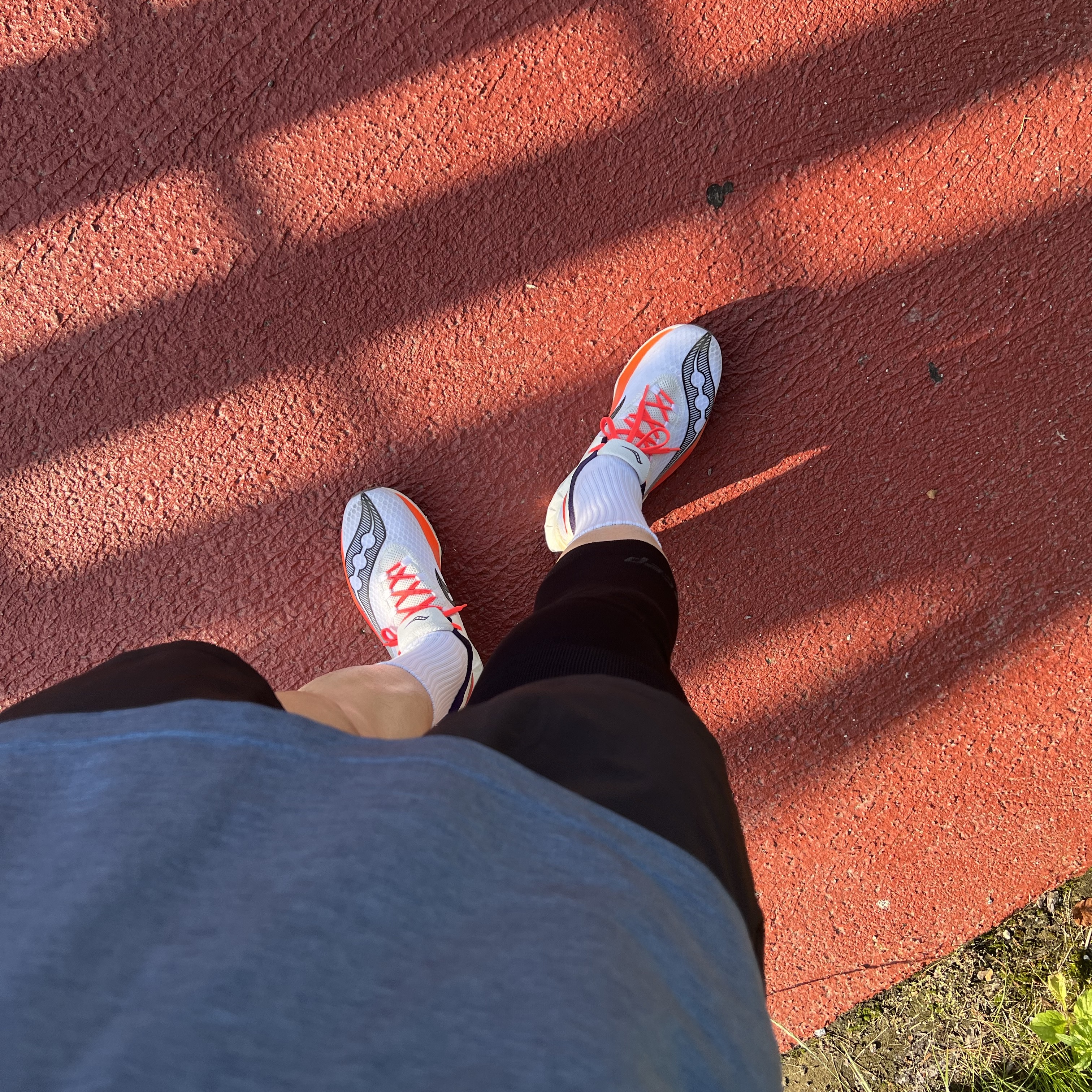 Saucony Endorphin Pro 4 White 착용 스타일 - 4