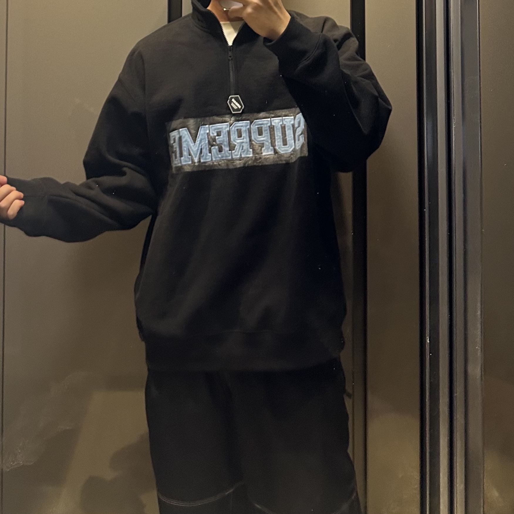 Supreme Collegiate Half Zip Pullover Black - 24FW 착용 스타일