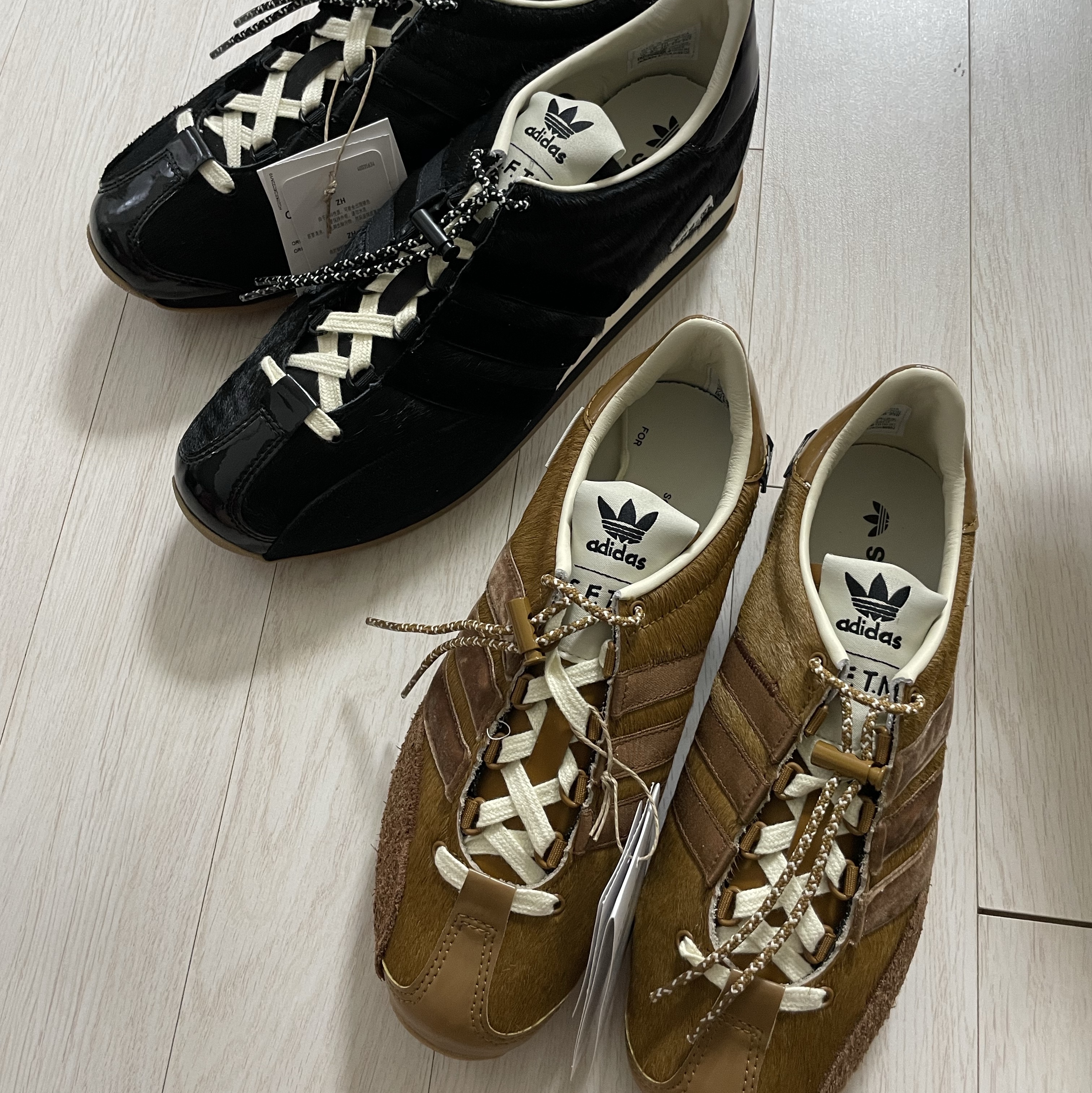 Adidas x Song for the Mute Country OG Core Black Cream White, Adidas x Song for the Mute Country OG Bronze Strata Wild Brown 착용 스타일