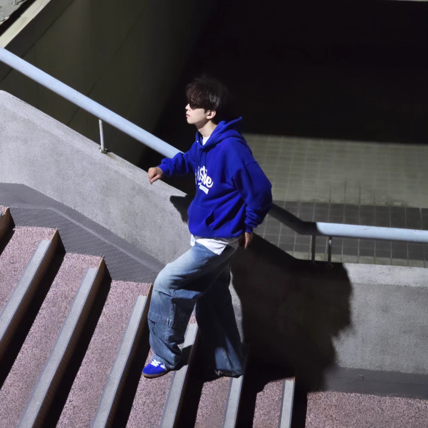 Adidas Samba OG Royal Blue 착용 스타일 - 7