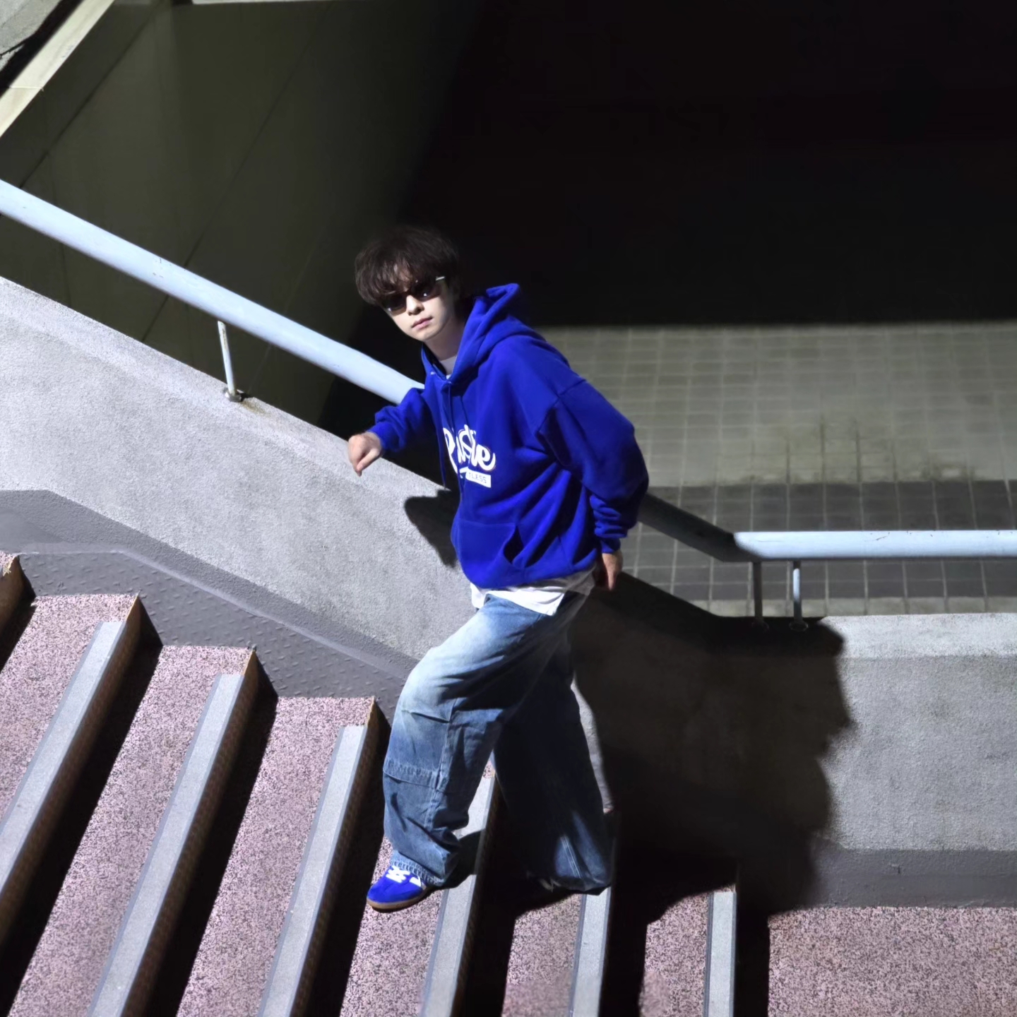 Adidas Samba OG Royal Blue 착용 스타일 - 5