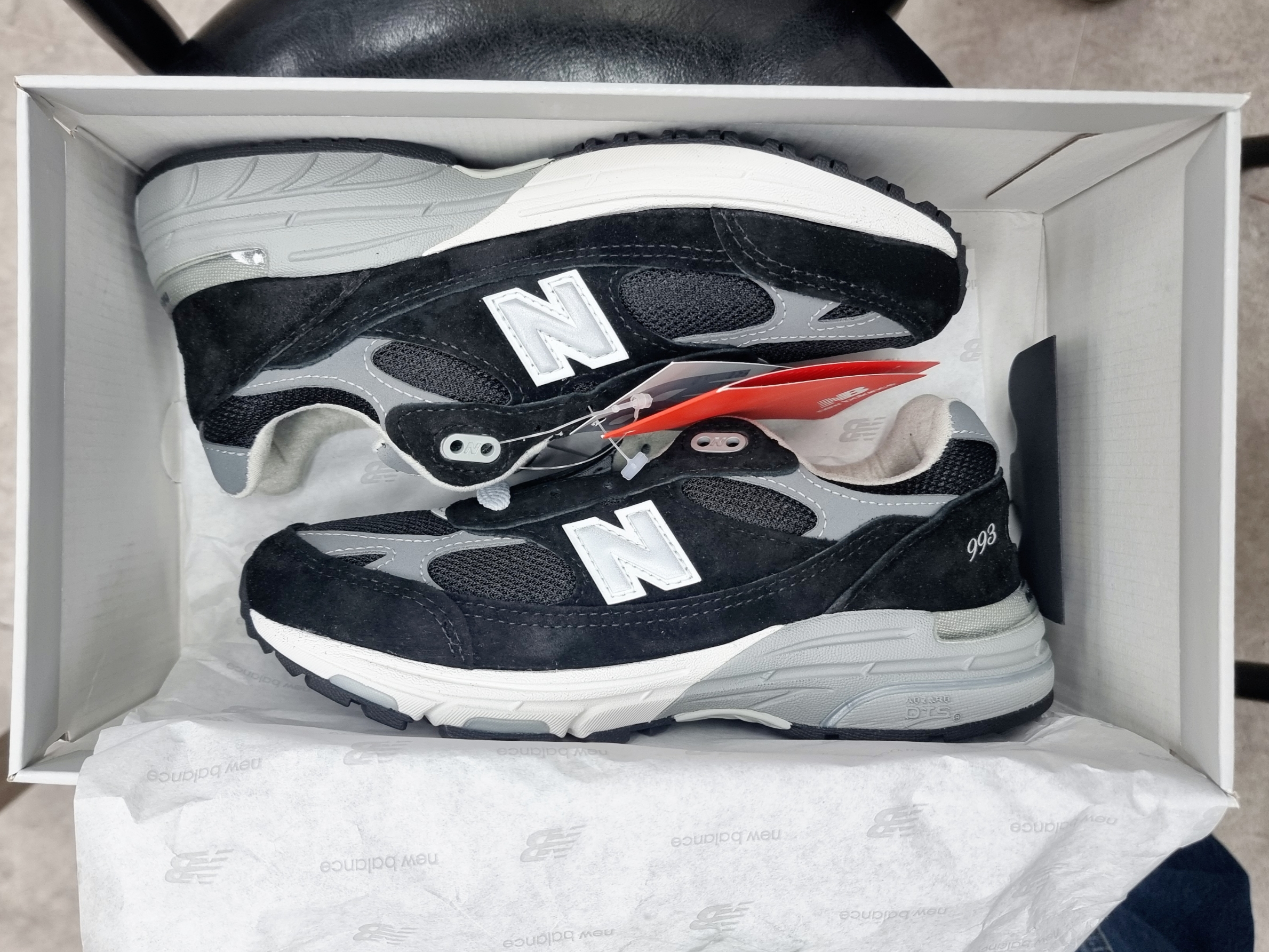 (W) New Balance 993 Made in USA Black - B Standard 착용 스타일 - 2