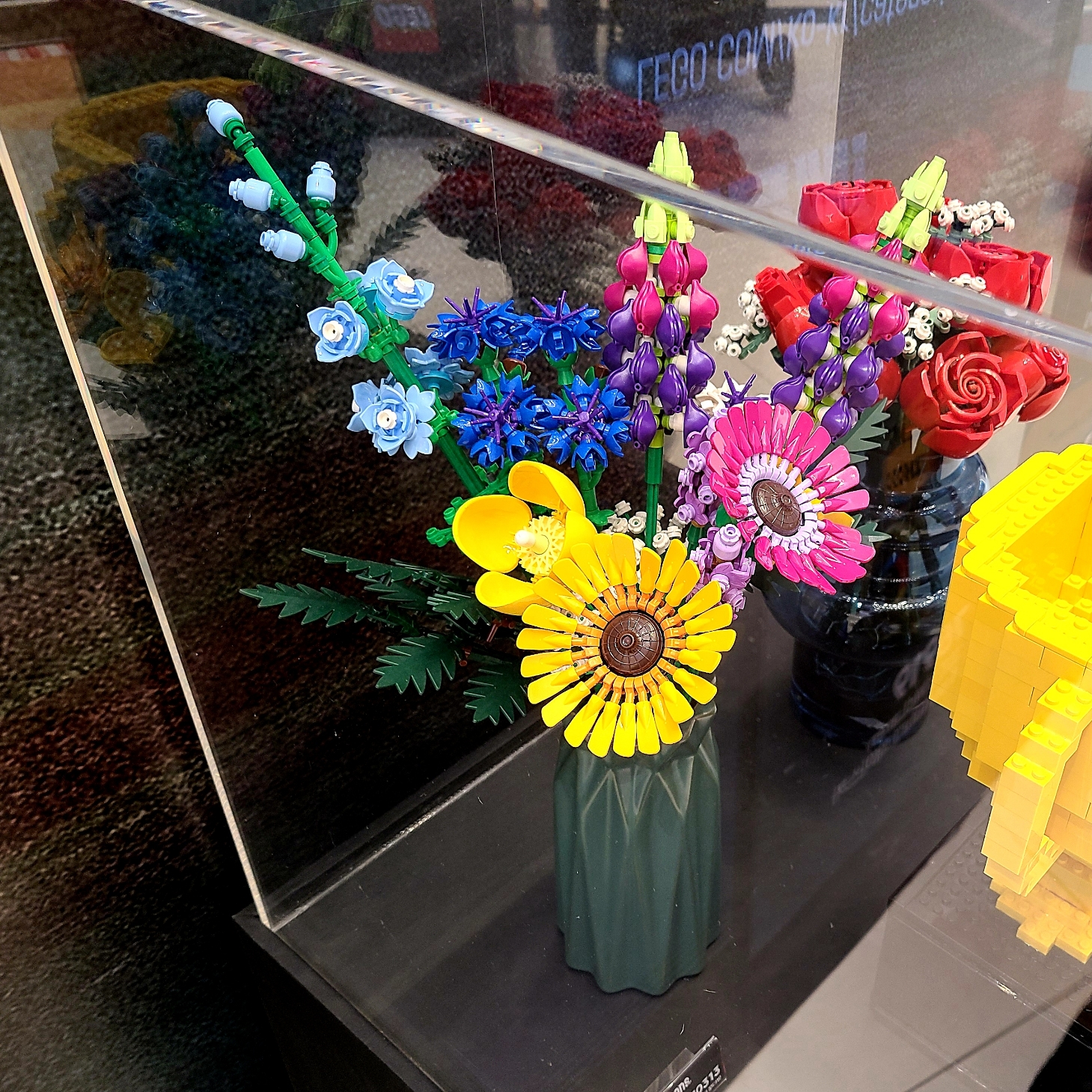 Lego Bouquet of Roses, Lego Wildflower Bouquet 착용 스타일 - 2