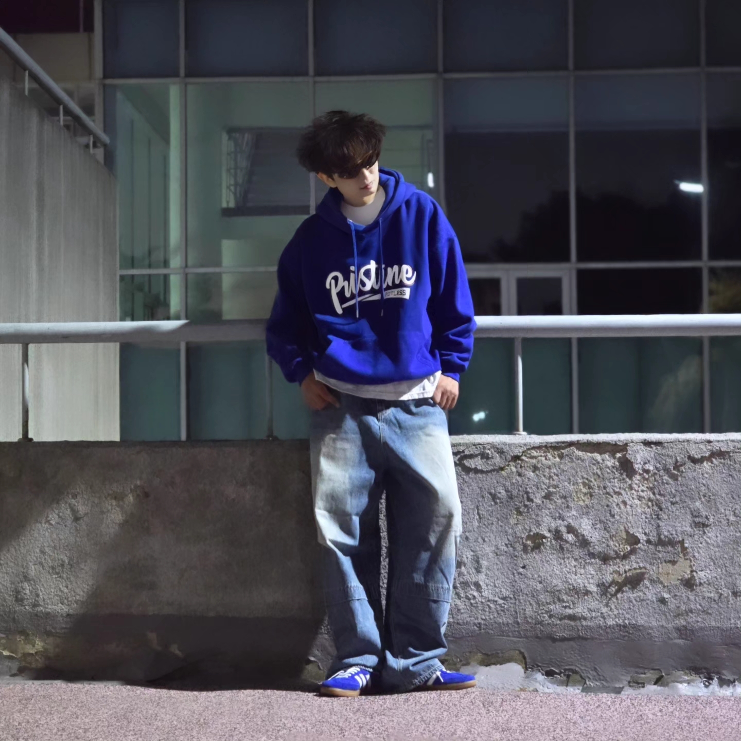 Adidas Samba OG Royal Blue 착용 스타일 - 5