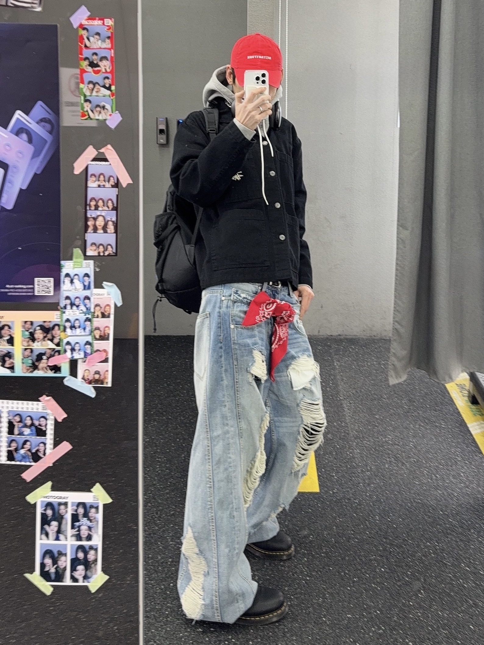 Dr. Martens 1461 Ambassador Black, Supreme Hav-A-Hank Bandanas Multicolor (Set of 3) - 24SS 착용 스타일 - 8