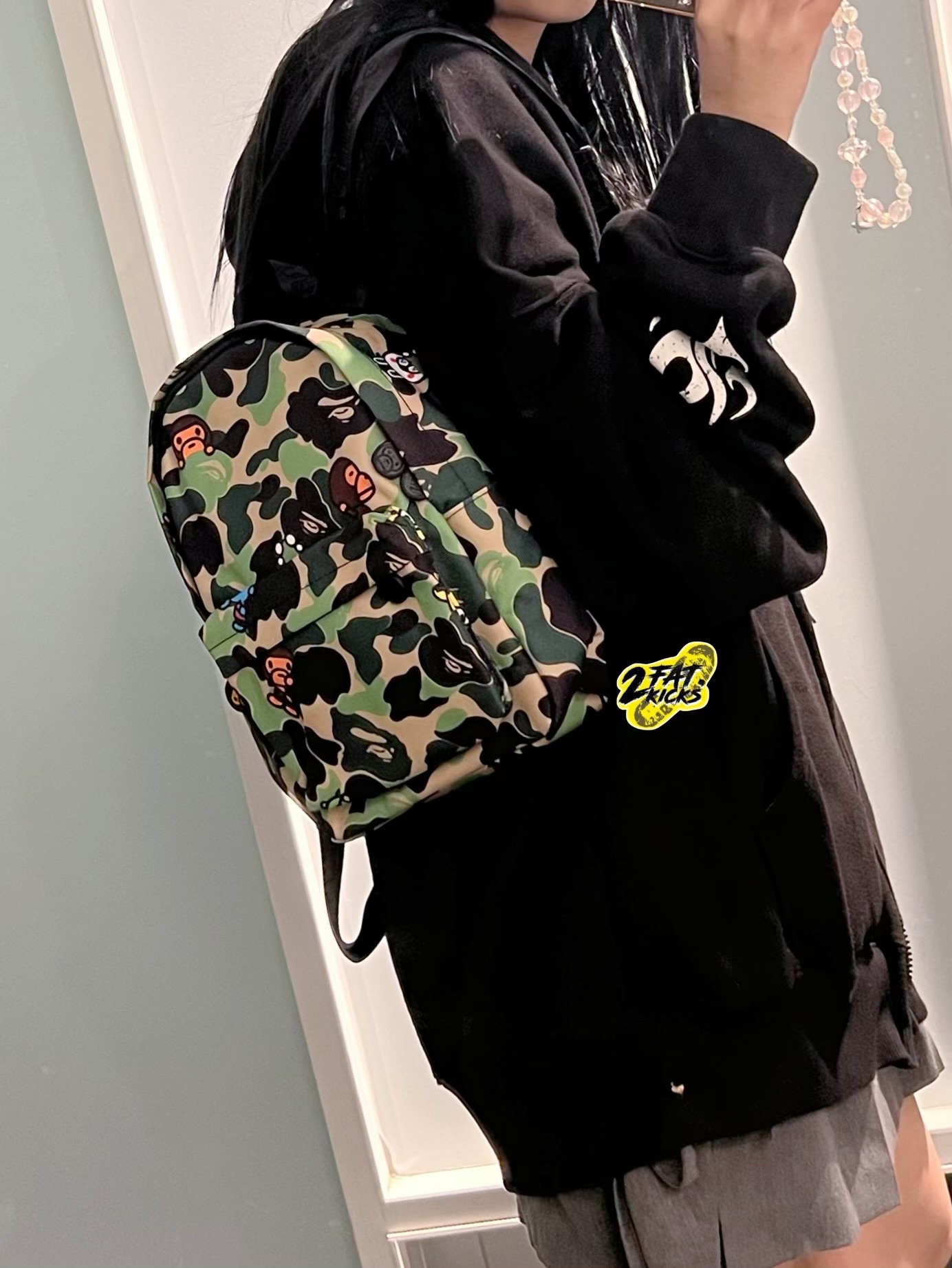 BAPE Baby Milo Medium Backpack Green 착용 스타일 - 1