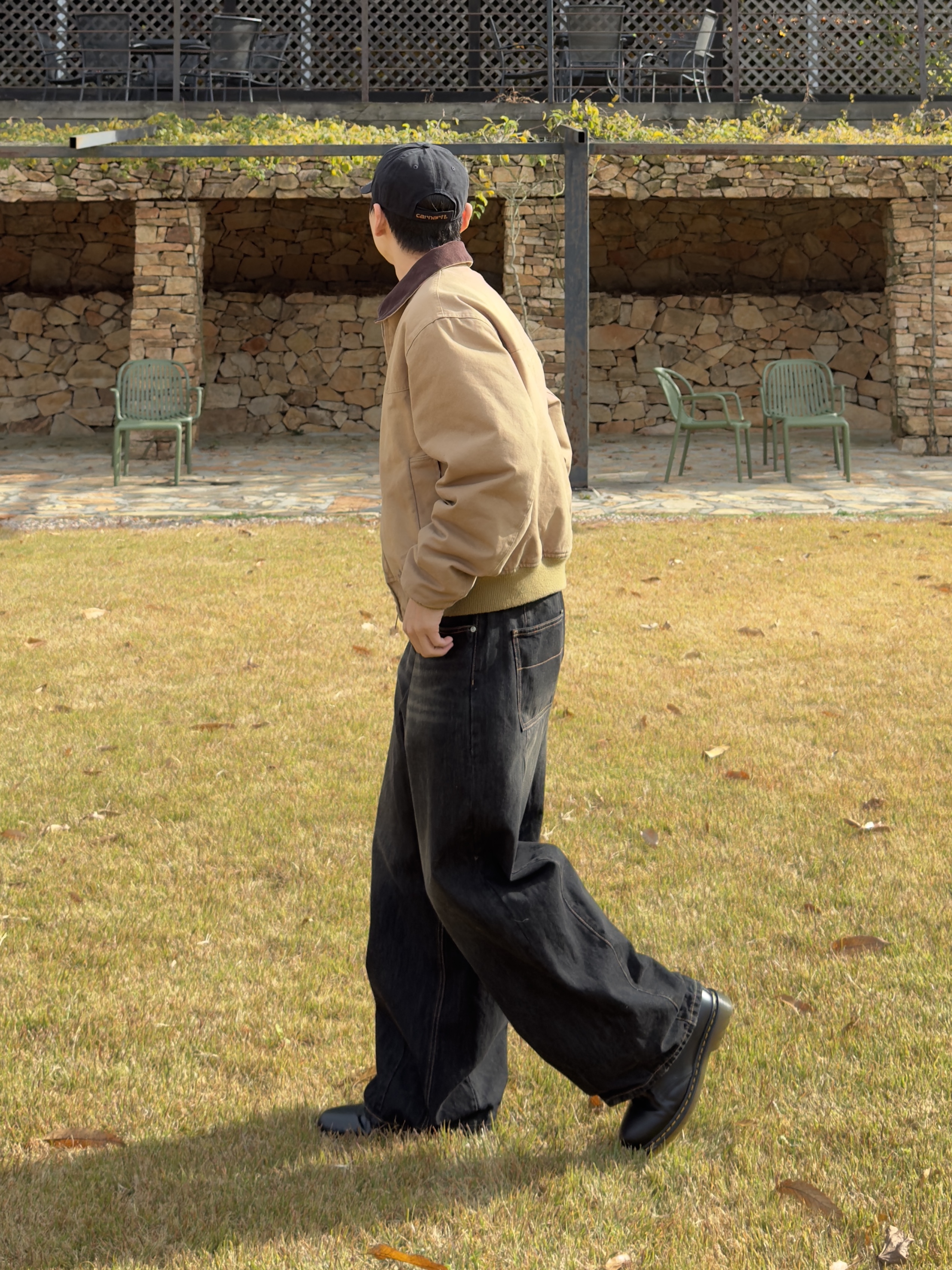 Carhartt Canvas Cap Black, Dr. Martens 1461 Smooth Black 착용 스타일 - 3