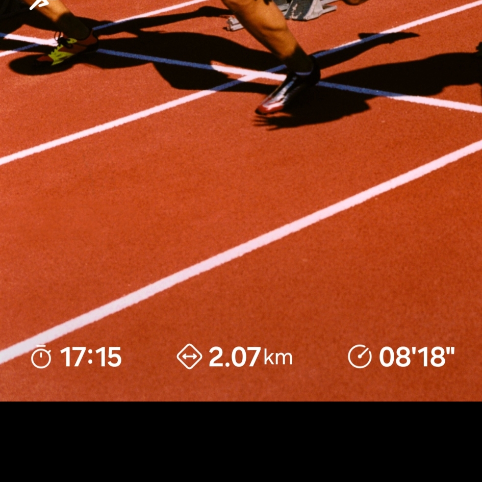 Hoka Mach 6 LA Black 착용 스타일 - 1