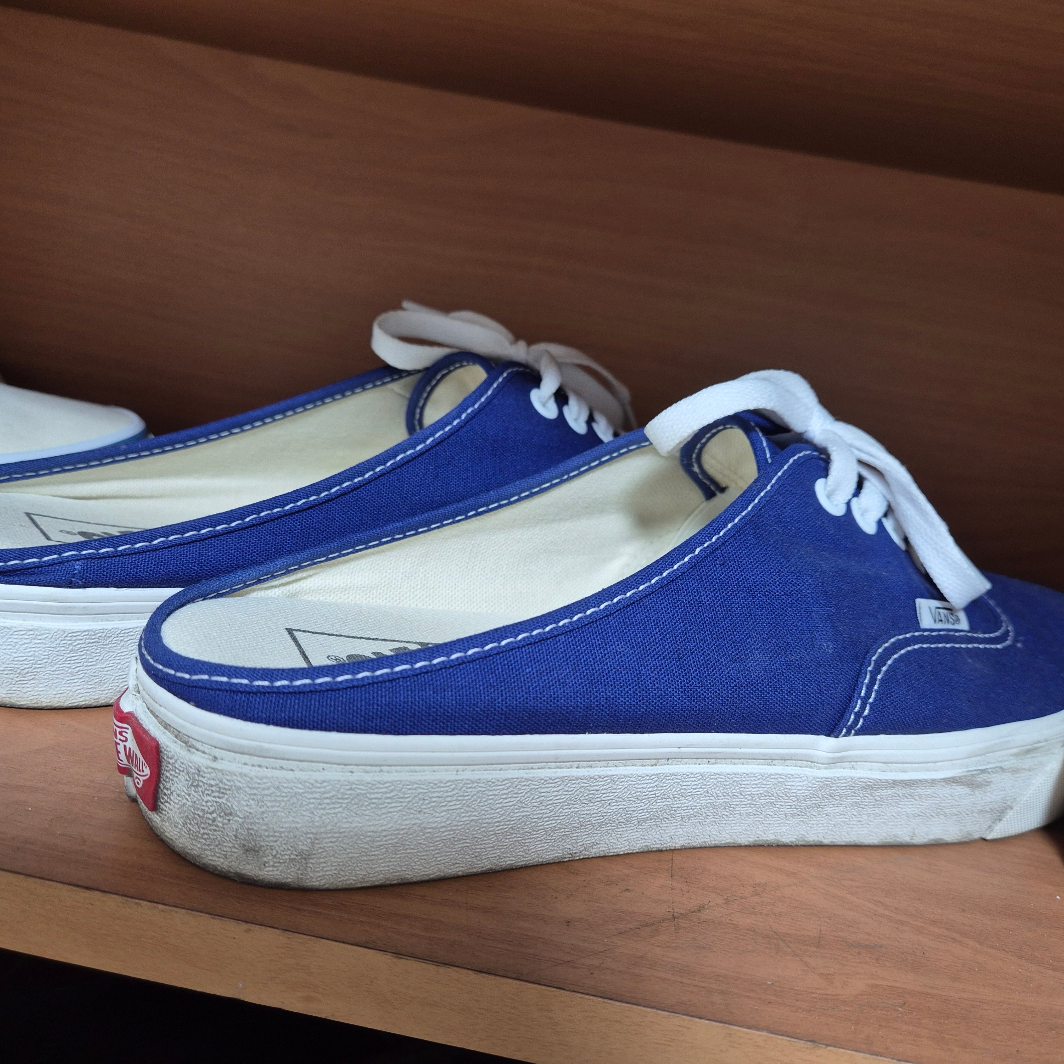 Vans Canvas Authentic Mule Blue 착용 스타일