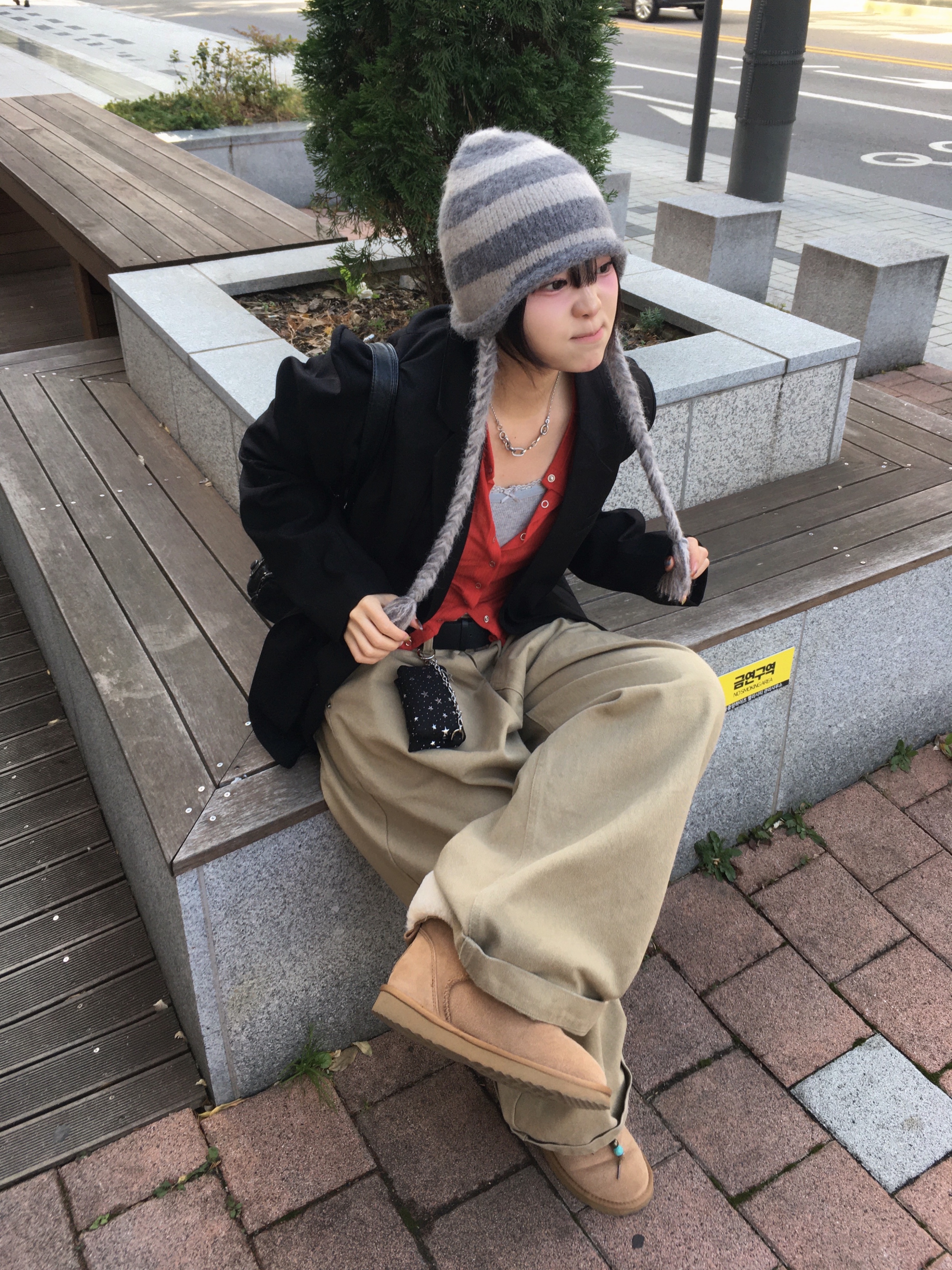 Thevinylhouse Ear Flap Stripe Beanie Grey, Sentiments No.346 Necklace Silver 착용 스타일 - 3