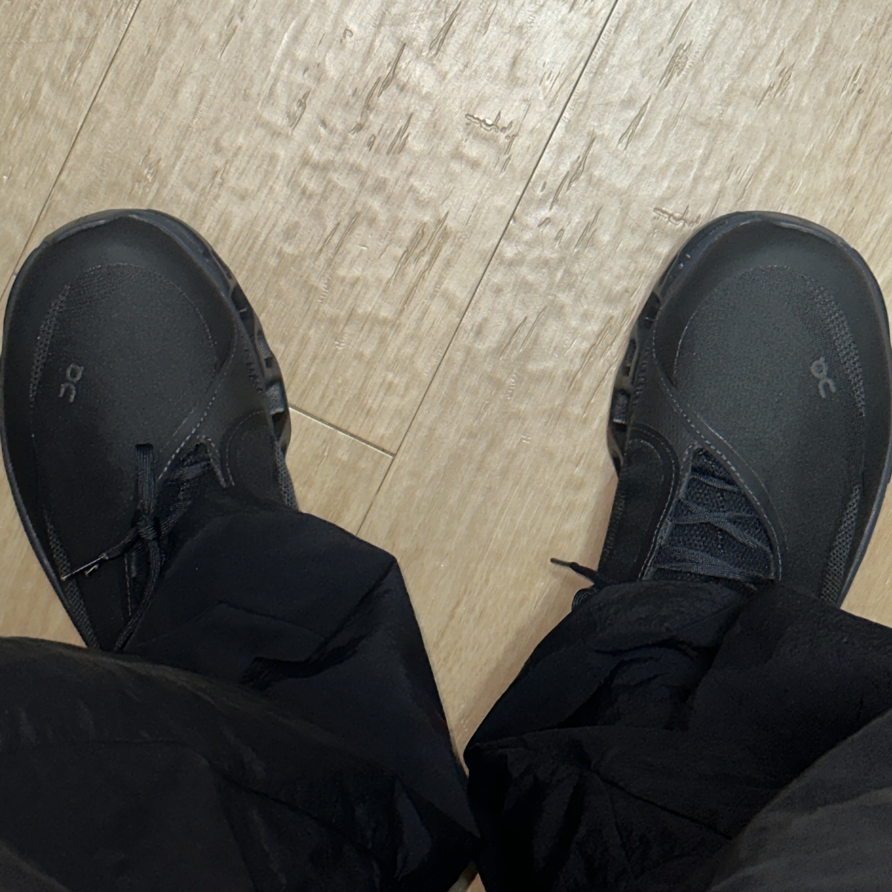 On Running x Post Archive Faction (Paf) Cloudmonster 2 Black Magnet 착용 스타일