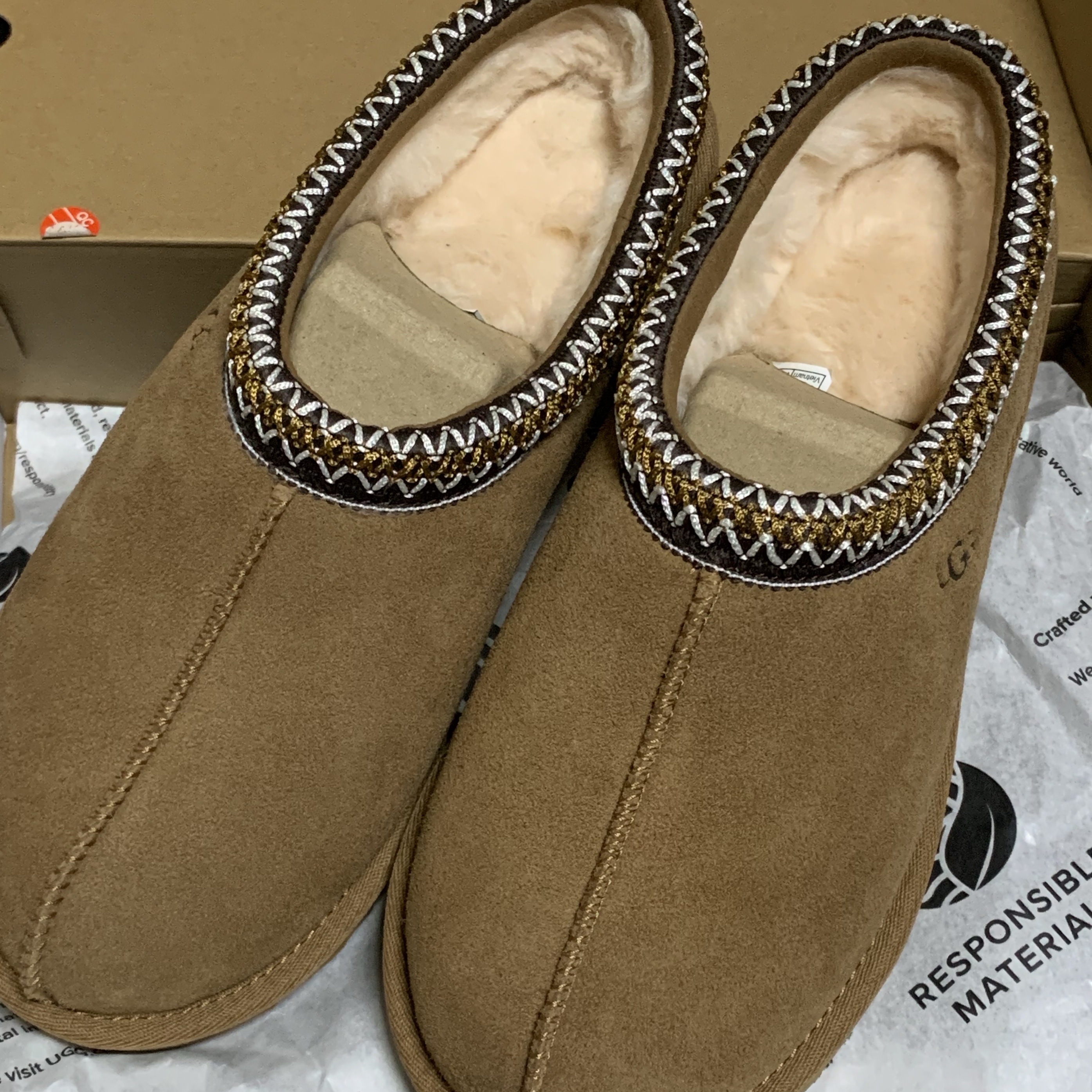 UGG Tasman Slipper Chestnut, (W) UGG Tasman Slipper Chestnut 착용 스타일