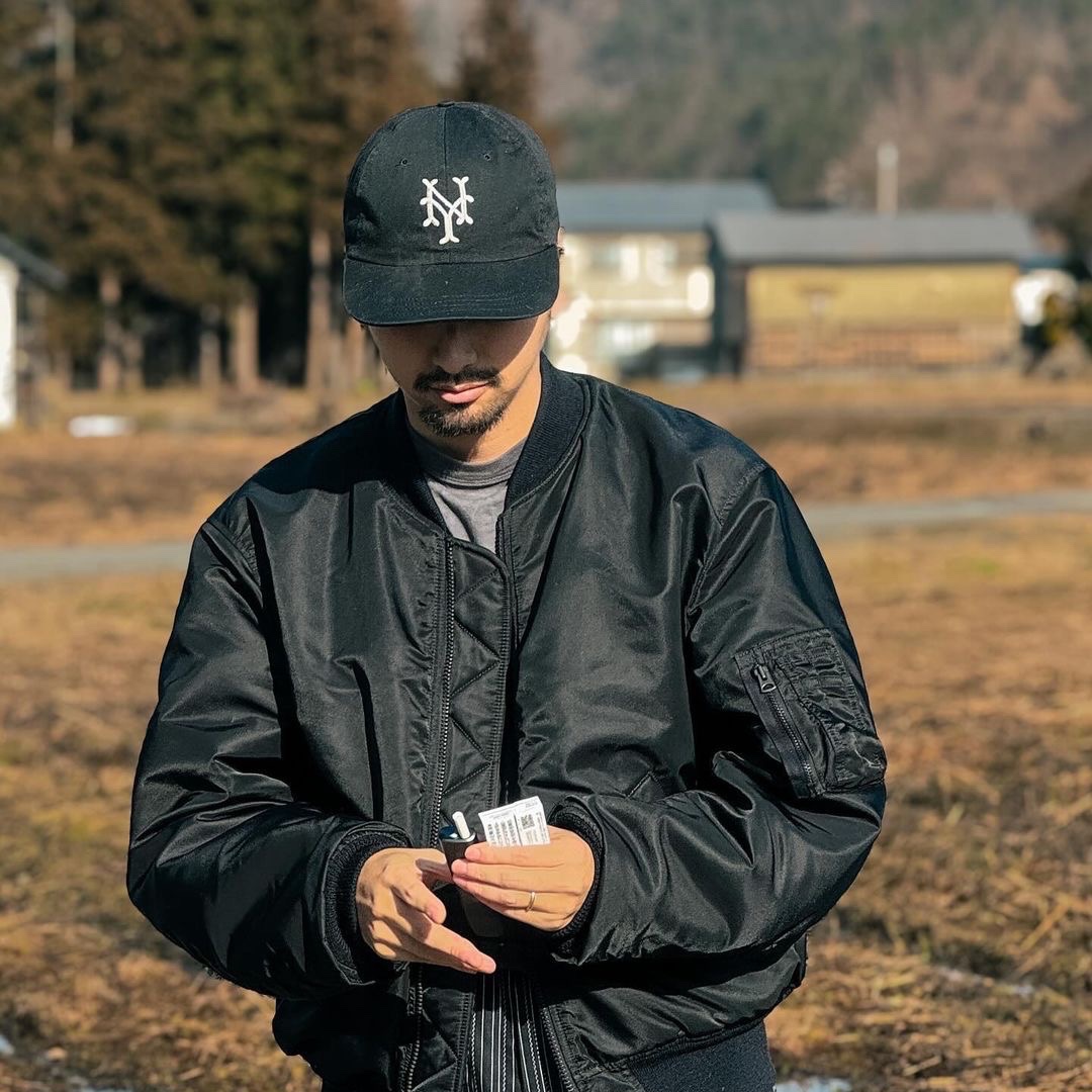 Avirex 7522 Ma-1 Jacket Black - 24FW 착용 스타일 - 1