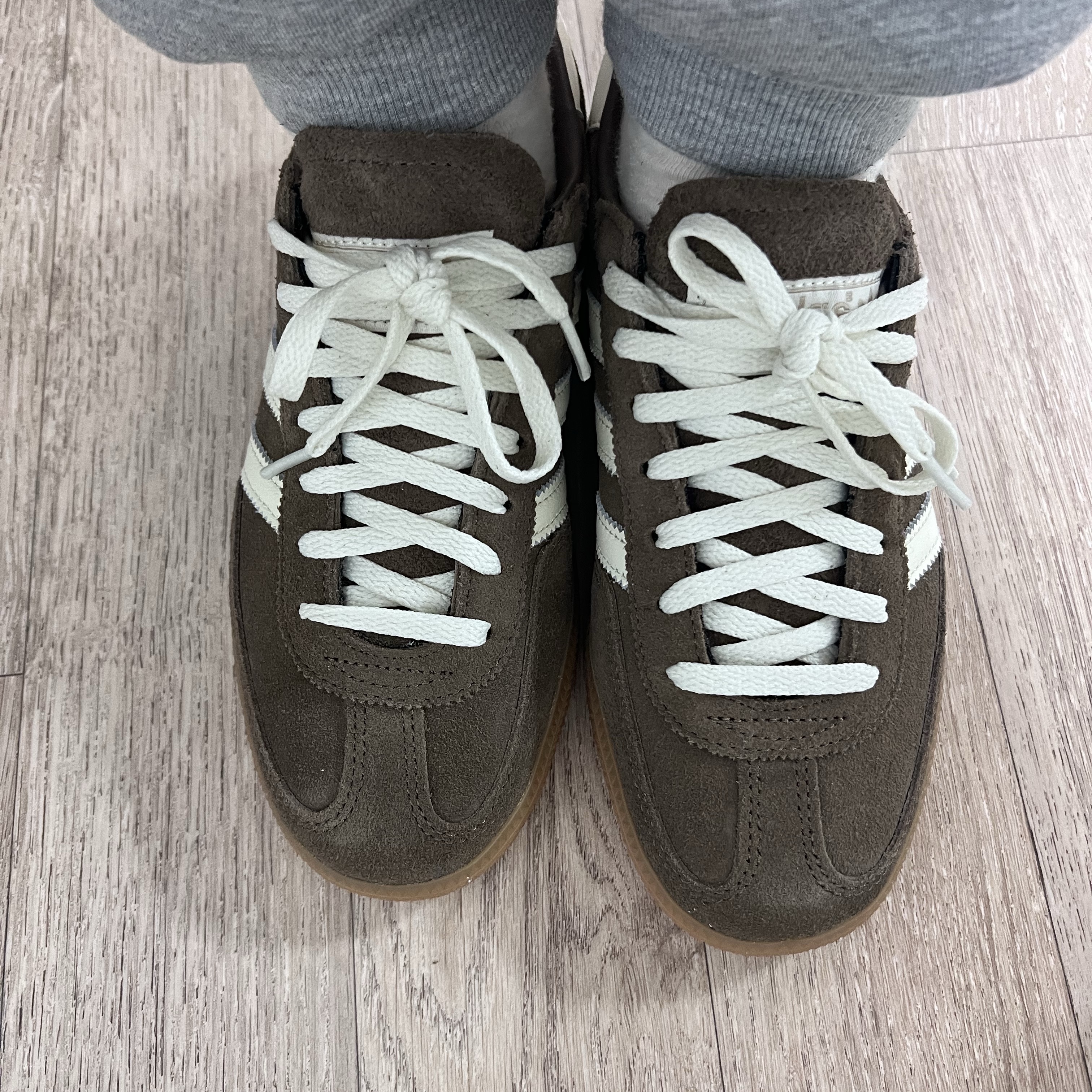 (W) Adidas Spezial Handball Earth Strata Off White 착용 스타일