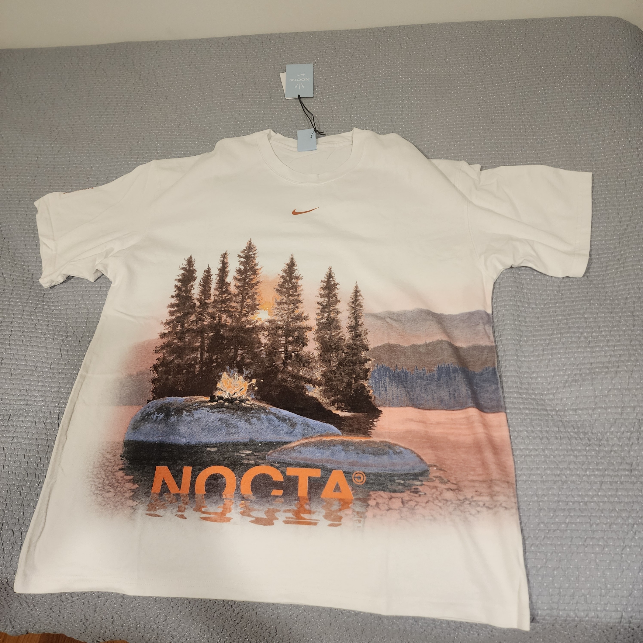 Nike x Drake Nocta Opal Reels Tee White (FV7865-100) 착용 스타일 - 1