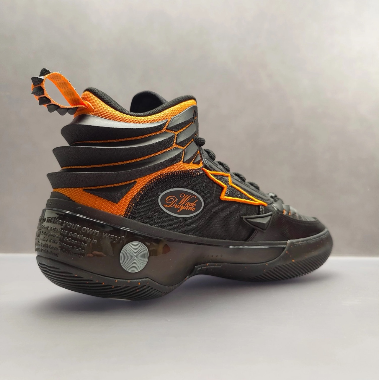 LiNing Way of Wade 10 Low Valentine's Day Moon Night Grey Pink 착용 스타일 - 7