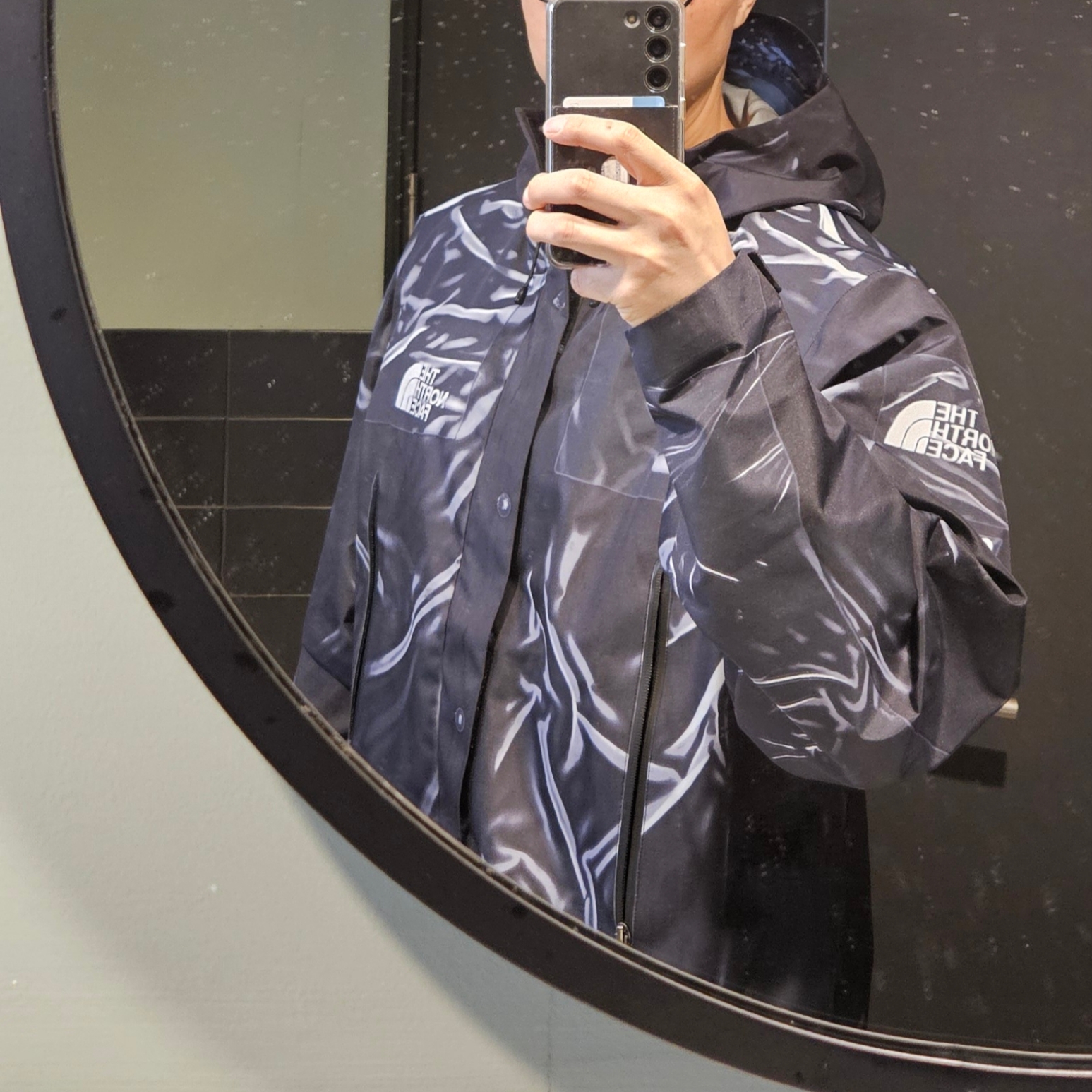 Supreme x The North Face Trompe L’oeil Printed Taped Seam Shell Jacket Black - 23SS 착용 스타일