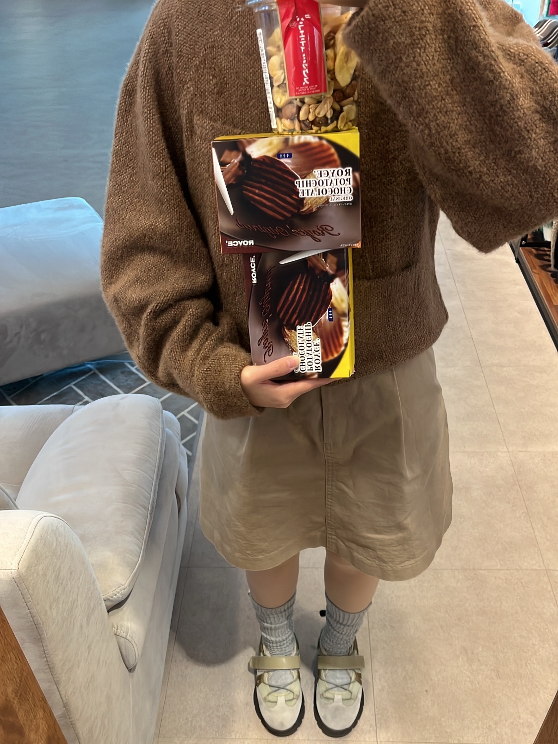 (W) Rockfishweatherwear x Glowny Bryn Velcro Sneakers Ivory, Crocs Stomp Clog Black 착용 스타일 - 1