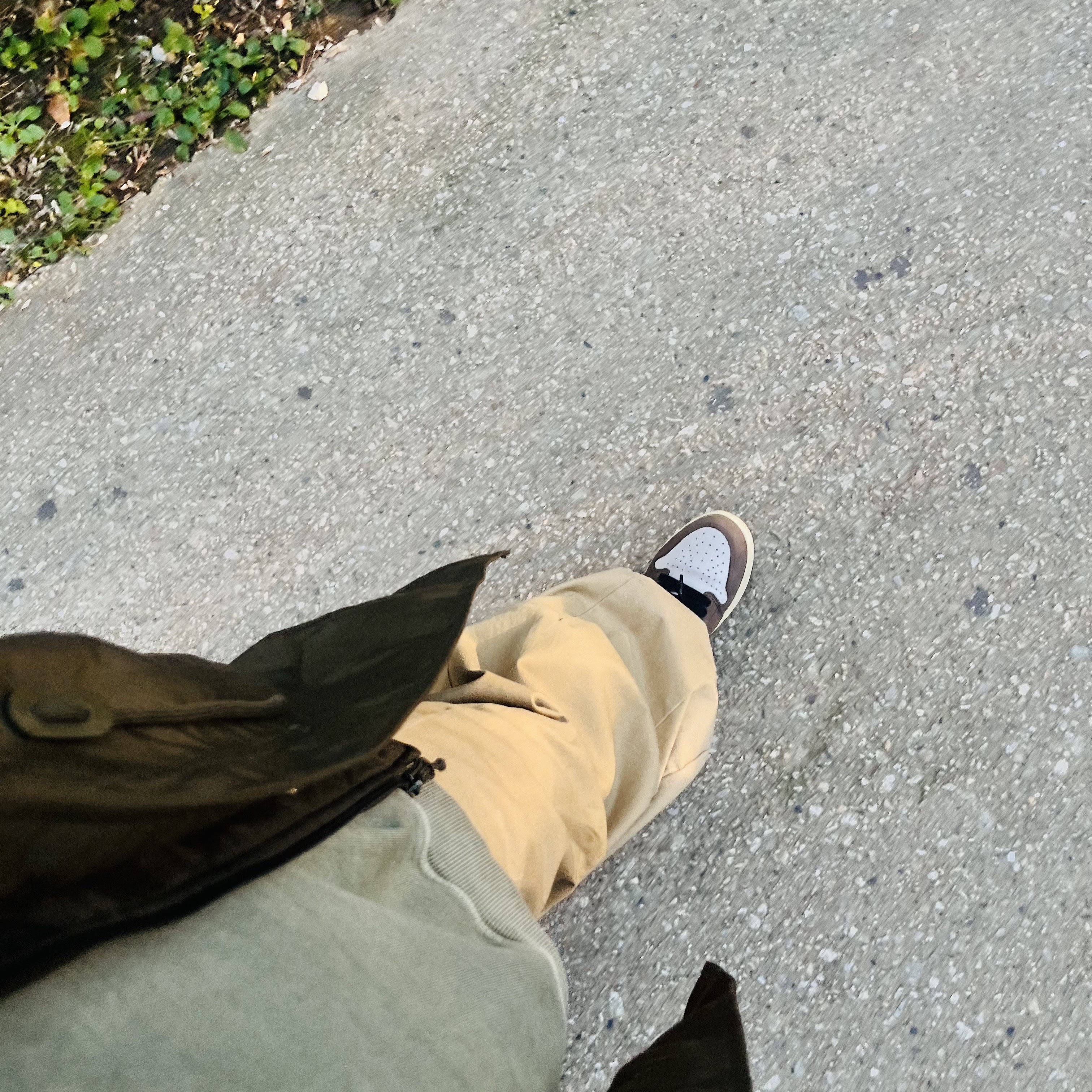 Jordan 1 x Travis Scott Retro High OG SP Mocha 착용 스타일