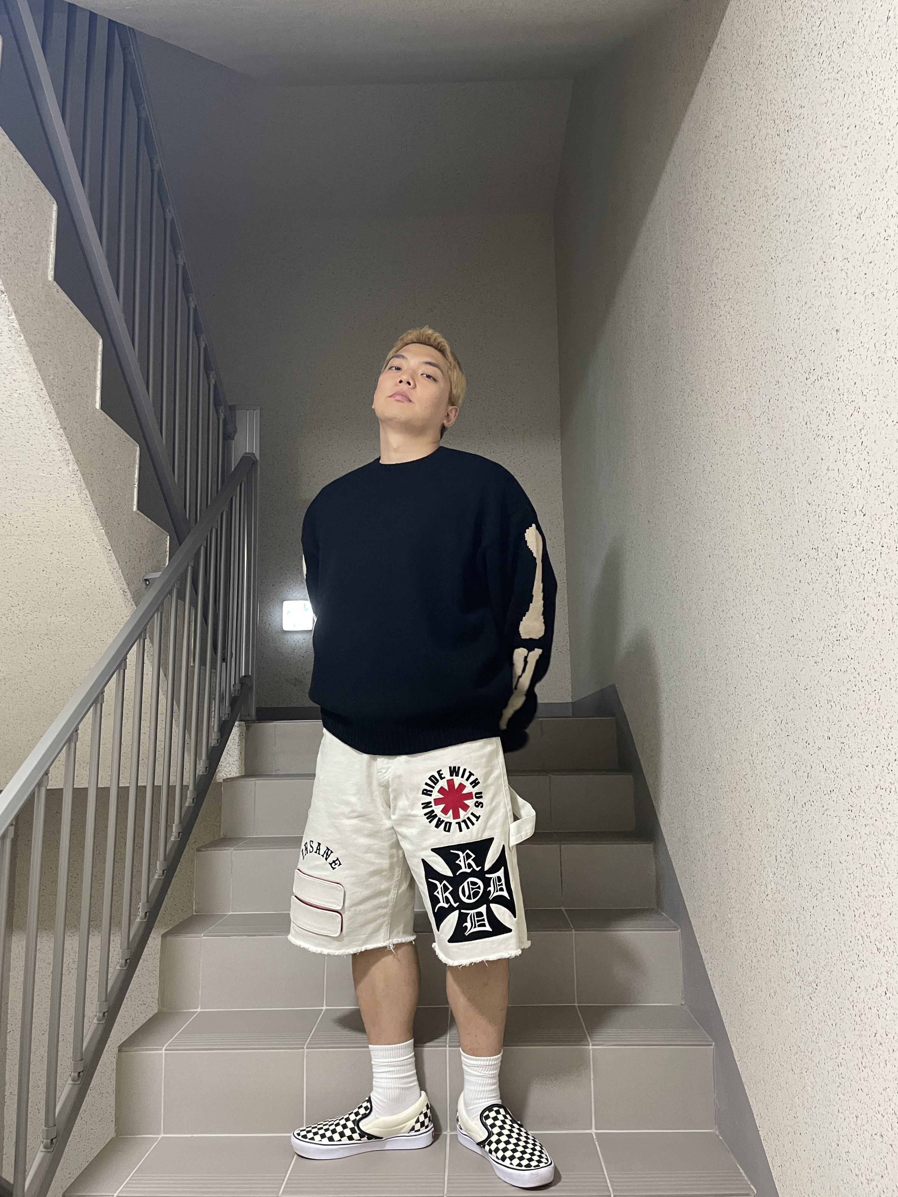Vans Slip-On ComfyCush Checkerboard 착용 스타일 - 3