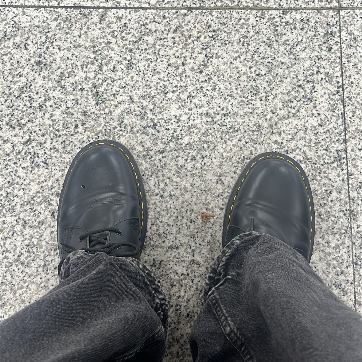 Dr. Martens 1461 Smooth Black 착용 스타일