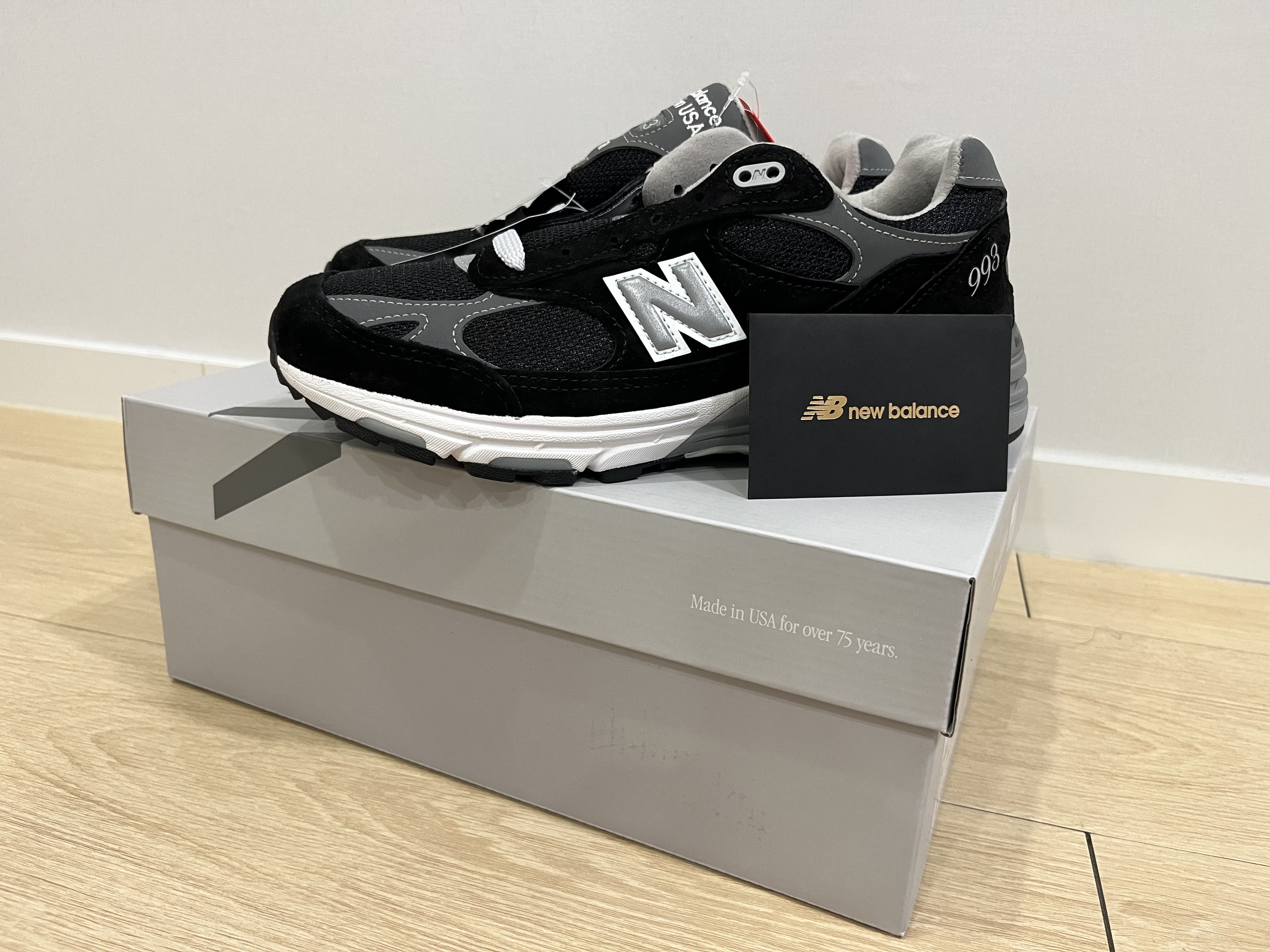 New Balance 993 Made in USA Black - D Standard 착용 스타일 - 3