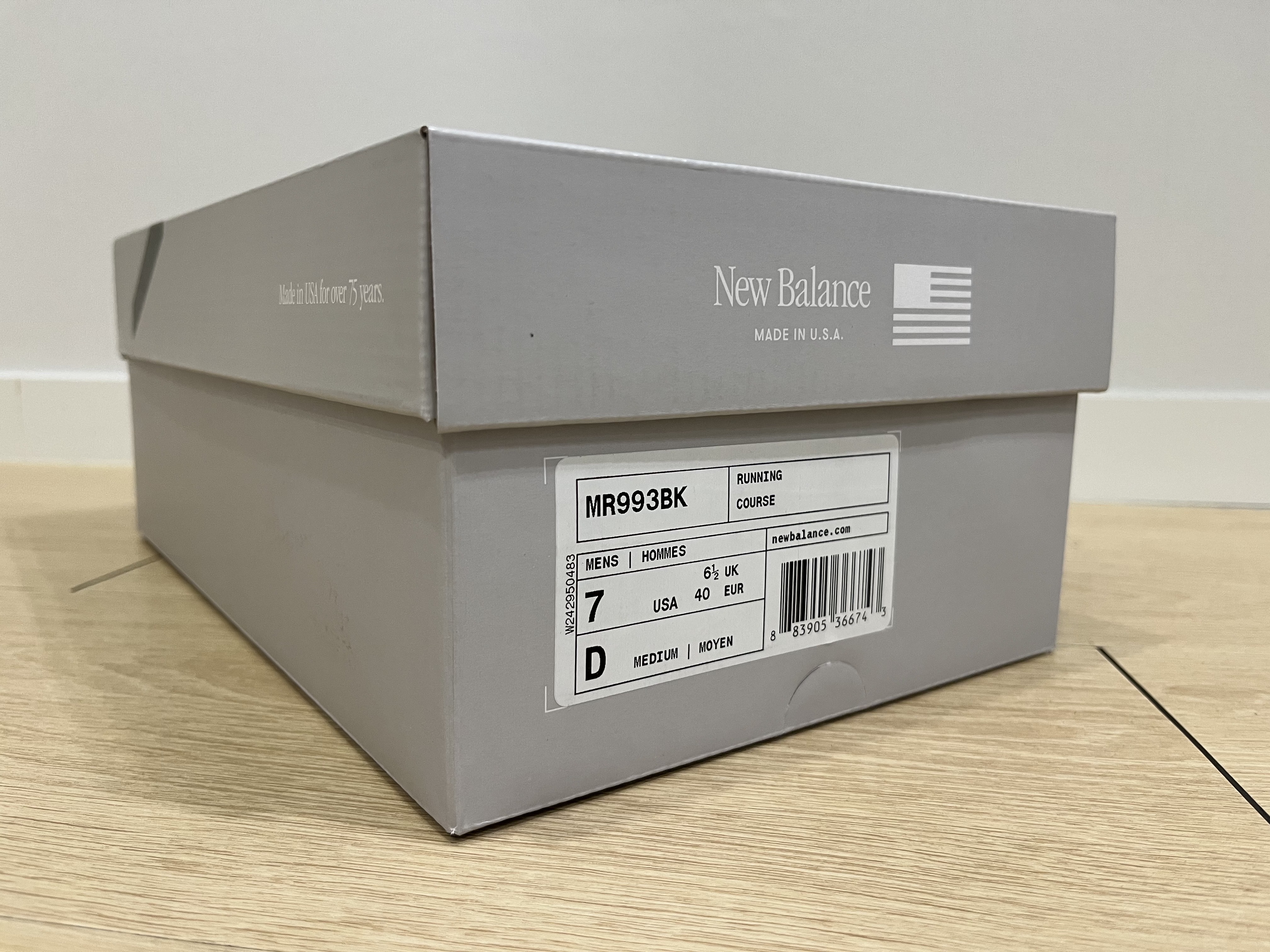 New Balance 993 Made in USA Black - D Standard 착용 스타일 - 1