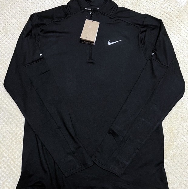 Nike Dri-Fit Element Quarter Zip Running Top Black 착용 스타일