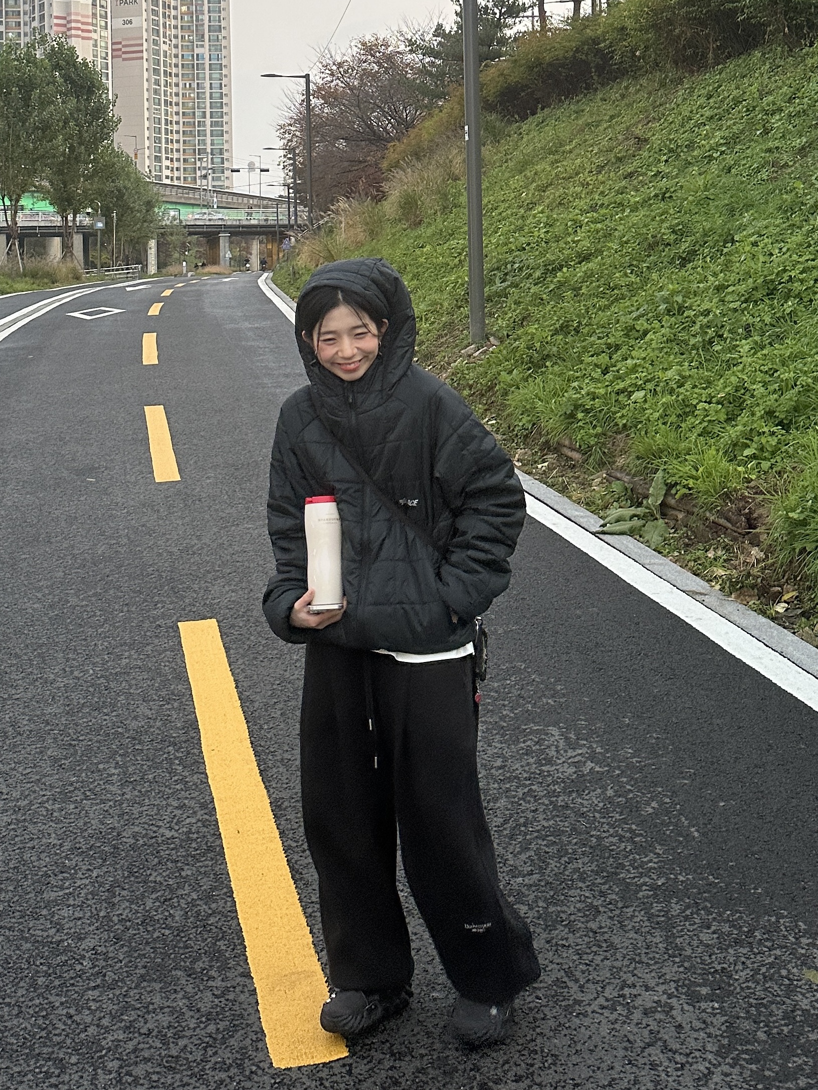 Palace Microlite Jacket Black - 24FW, Undermycar Mu.03 Anti Fxxking Logo Play Oversized Sweat Jogger Black 착용 스타일